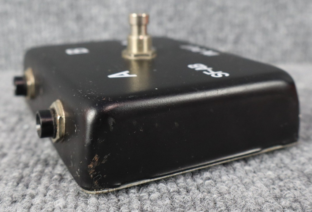 Signal Flex SF-AB Black A / B Switch