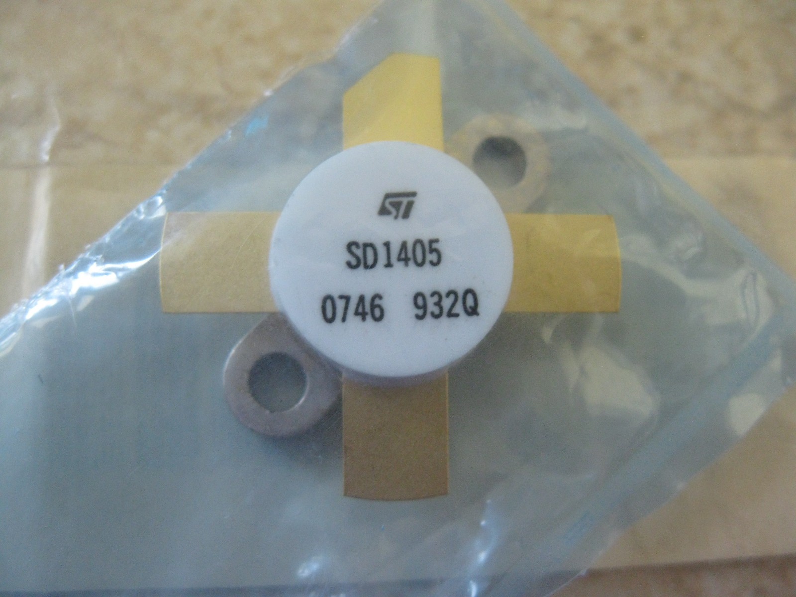 ST Microelectronics ORIGINAL SD1405 RF transistor brand new in sealed package