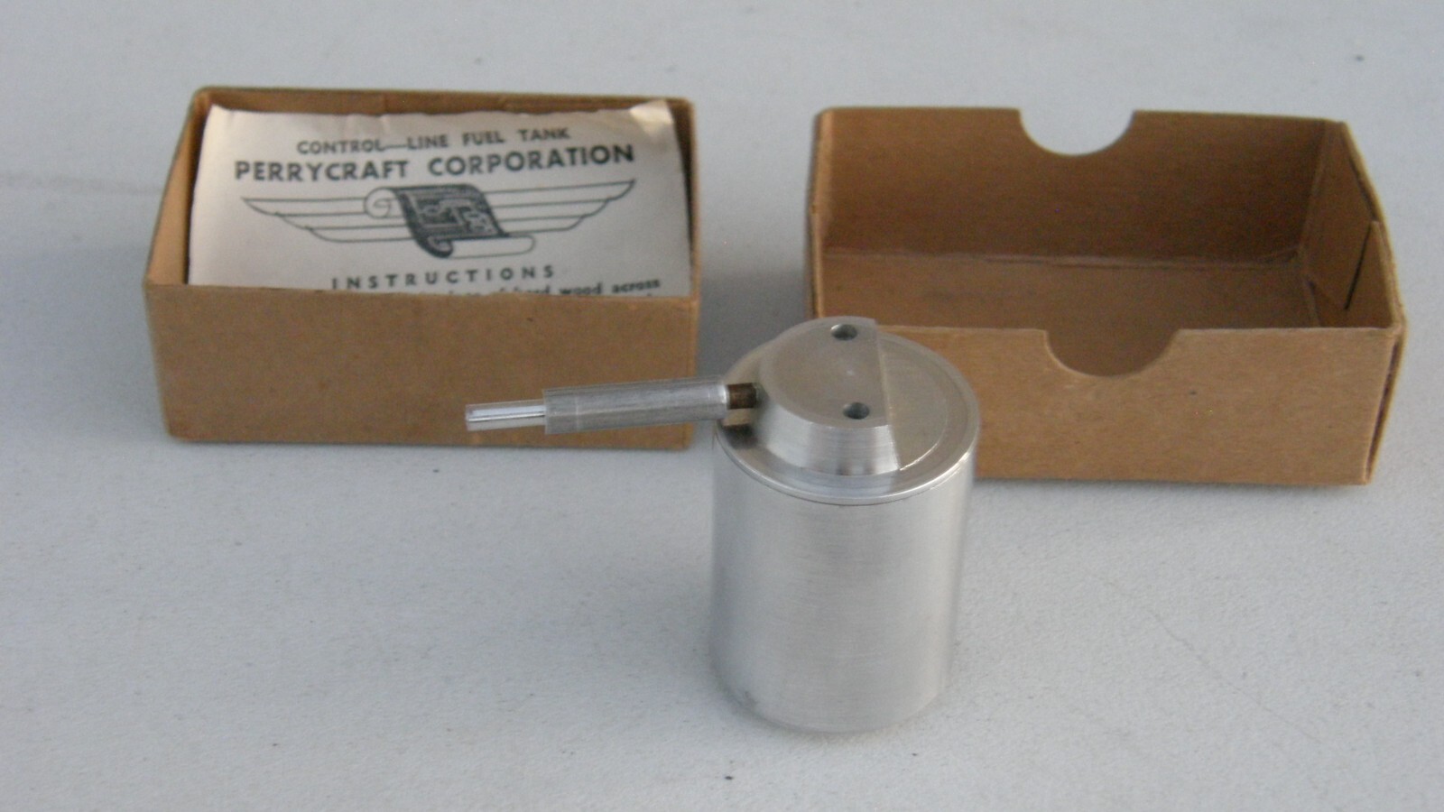 PERRYCRAFT  CONTROL LINE MODEL AIRPLANE ENGINE ALUMINUM FUEL TANK ELF CORN COB ?