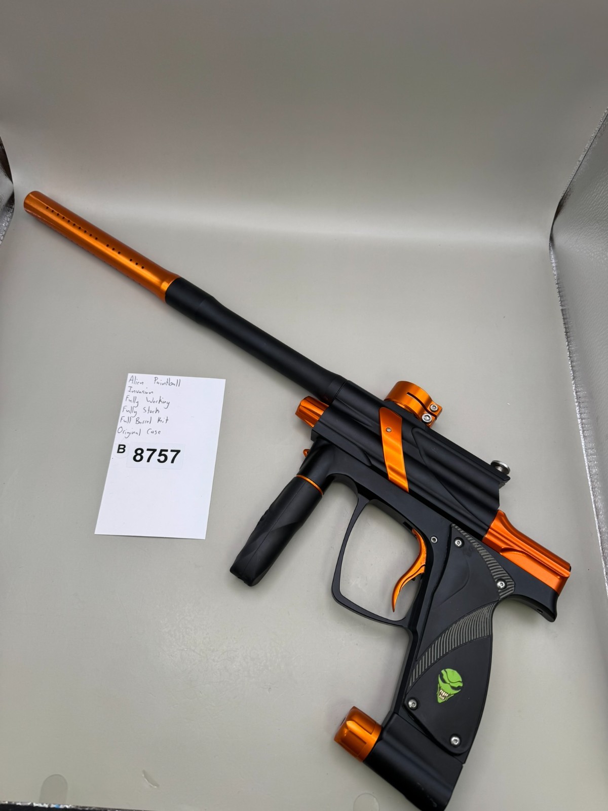 Alien Paintball Invasion - Paintball Marker Fully Working