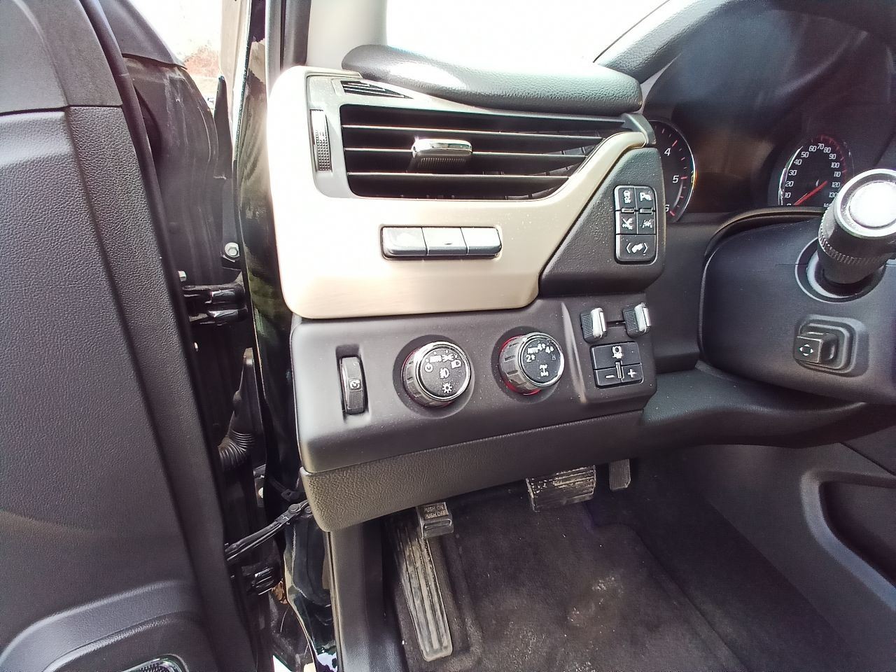 Camera/Projector Head-up Display With Multifunction Fits 15-20 ESCALADE 11864793
