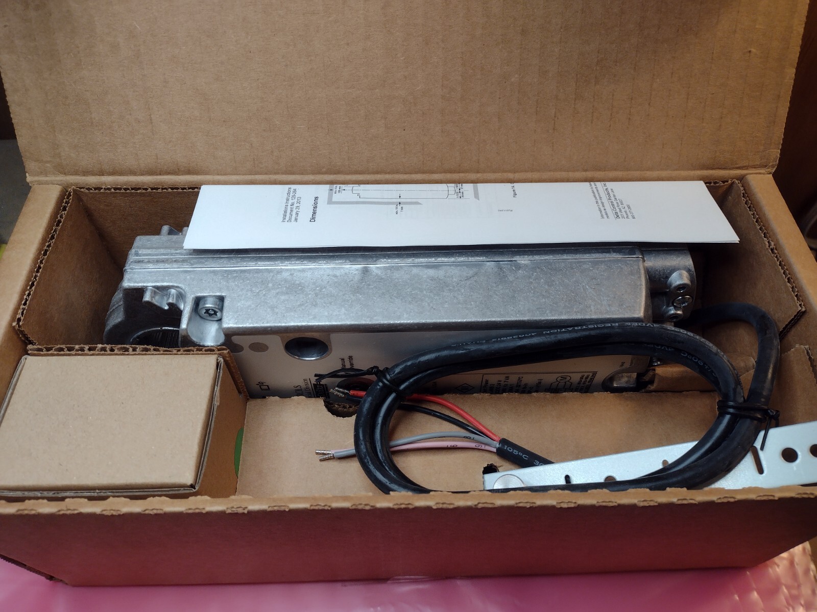 Bray Controls DCMS24-140, AC/DC 24V, 142 in-lb, 90 Degree