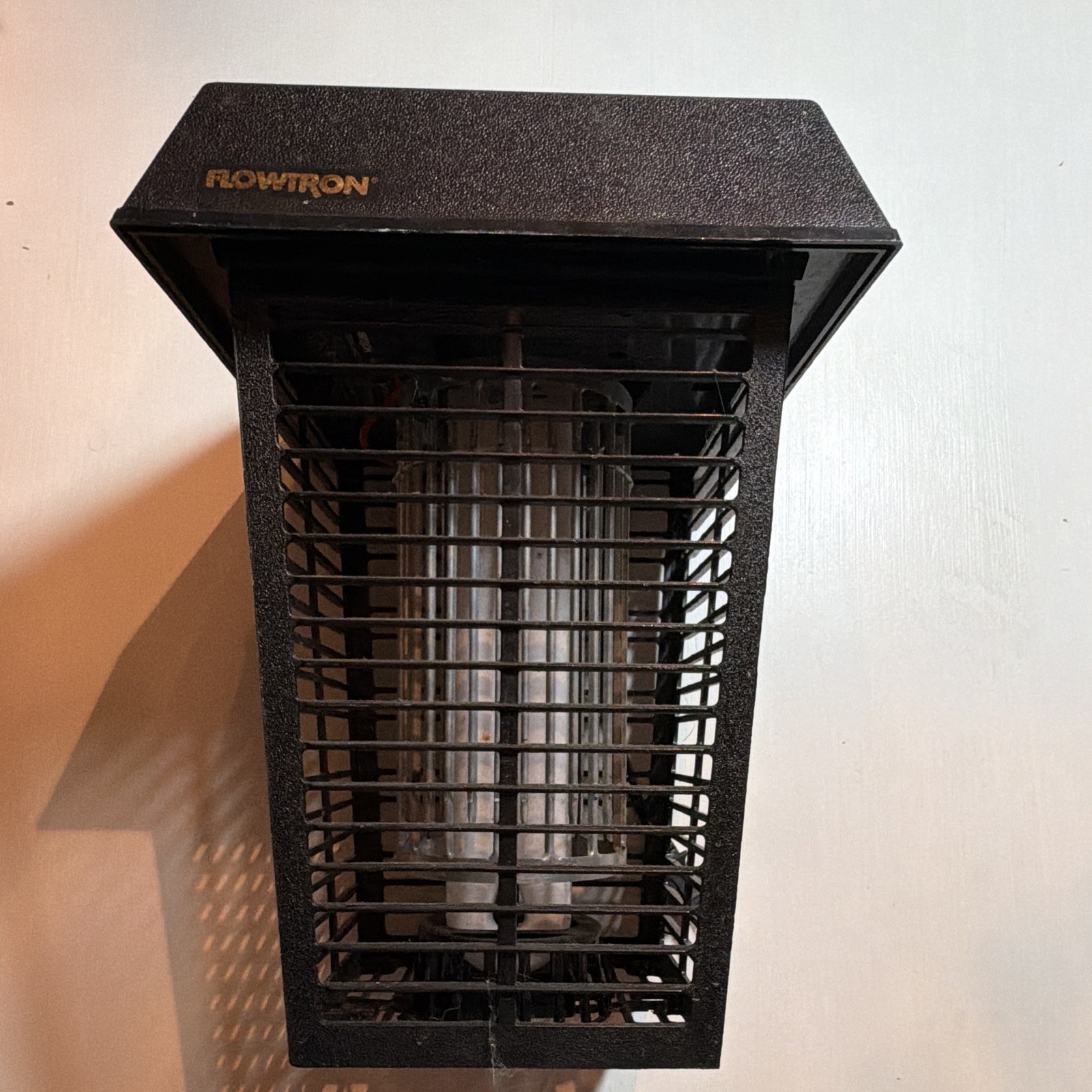 Flowtron Electric Bug Zapper Lantern, Black Plug-In Insect Killer