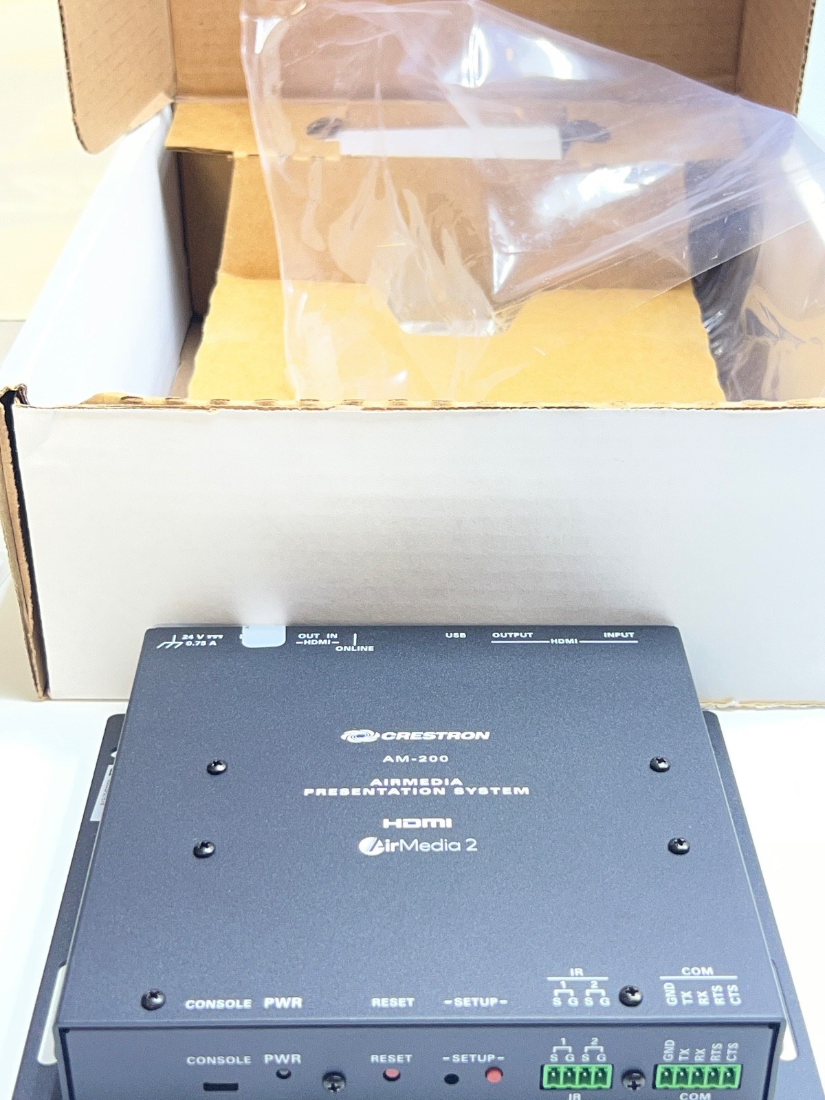 NEW Crestron AM-200 AirMedia Presentation System 200