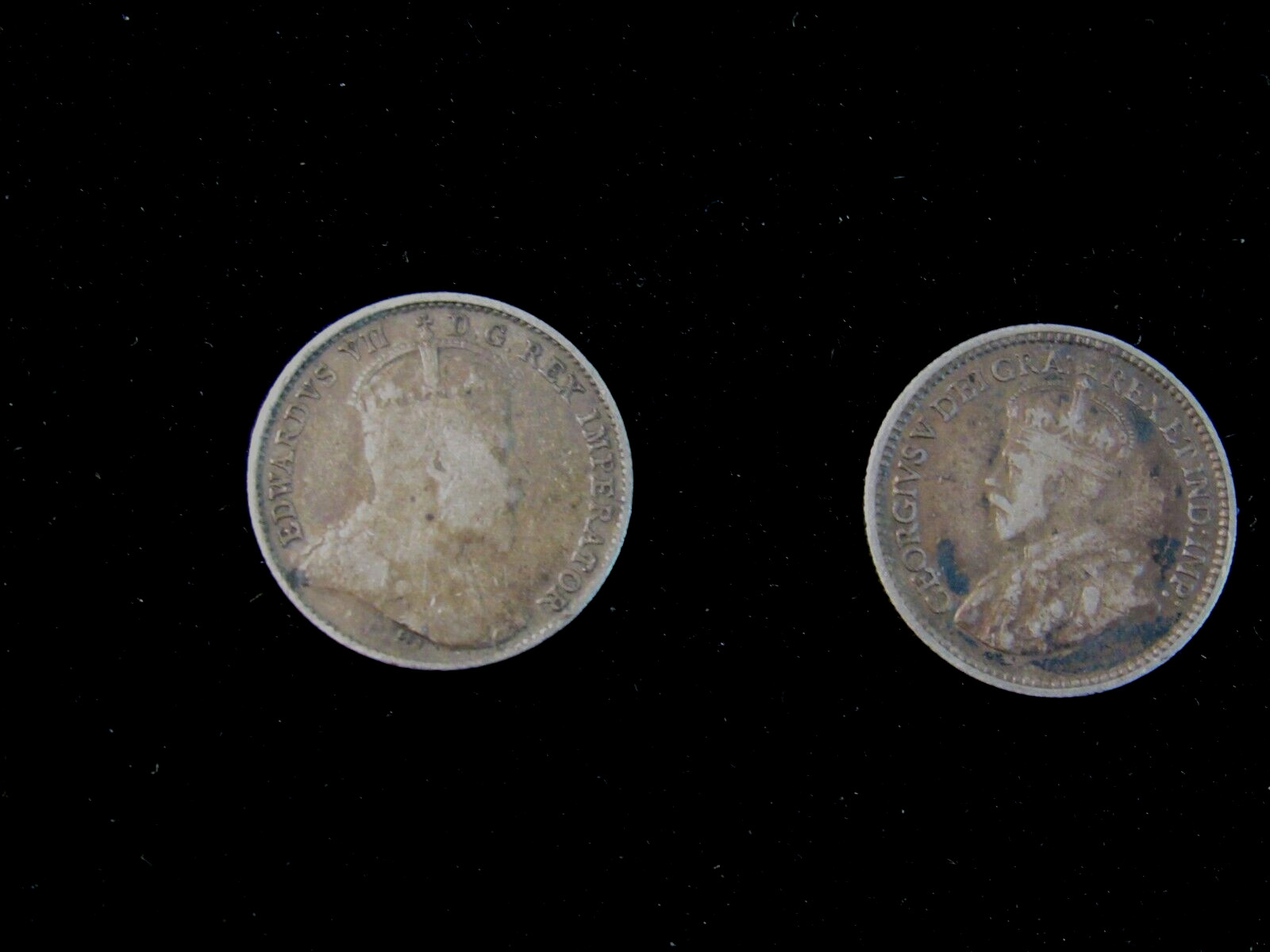 Five Canandian nickels silver