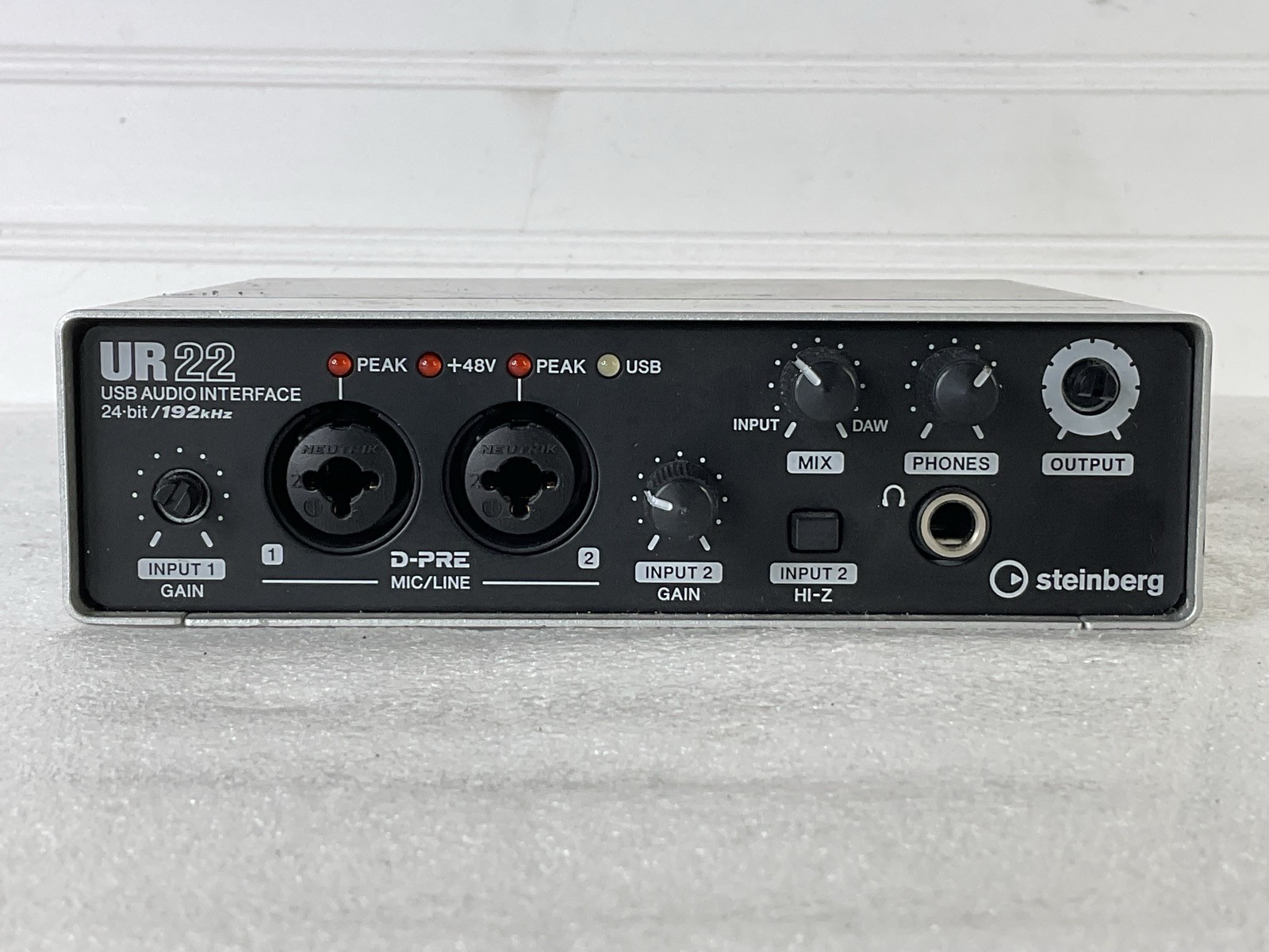 Steinberg UR22 USB Audio Interface 24-bit 192kHz 2x2 MIDI Used