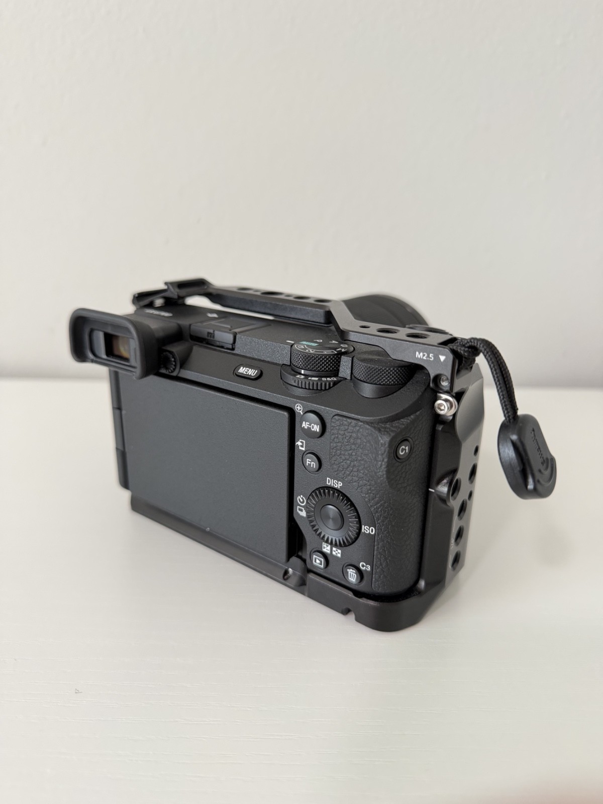 Sony Alpha a6700 APS-C Mirrorless Camera + E 18-135mm Lens LOW SHUTTER CT. 583