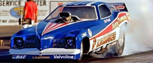 Mickey Thompson U.S. Marines Funny Car 1/16 Scale Model Kit [New Toy]