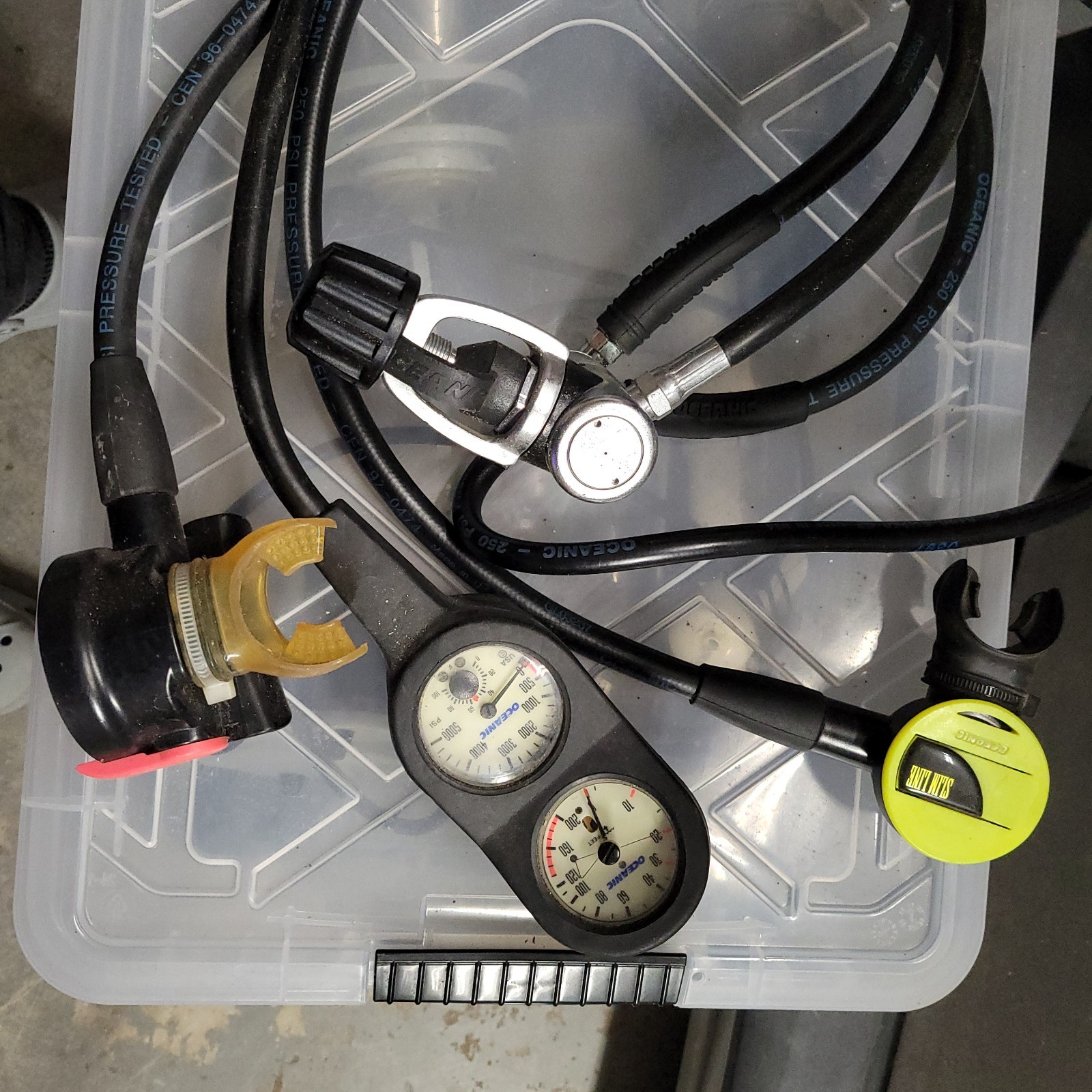 Scuba Diving Regulator - Oceanic