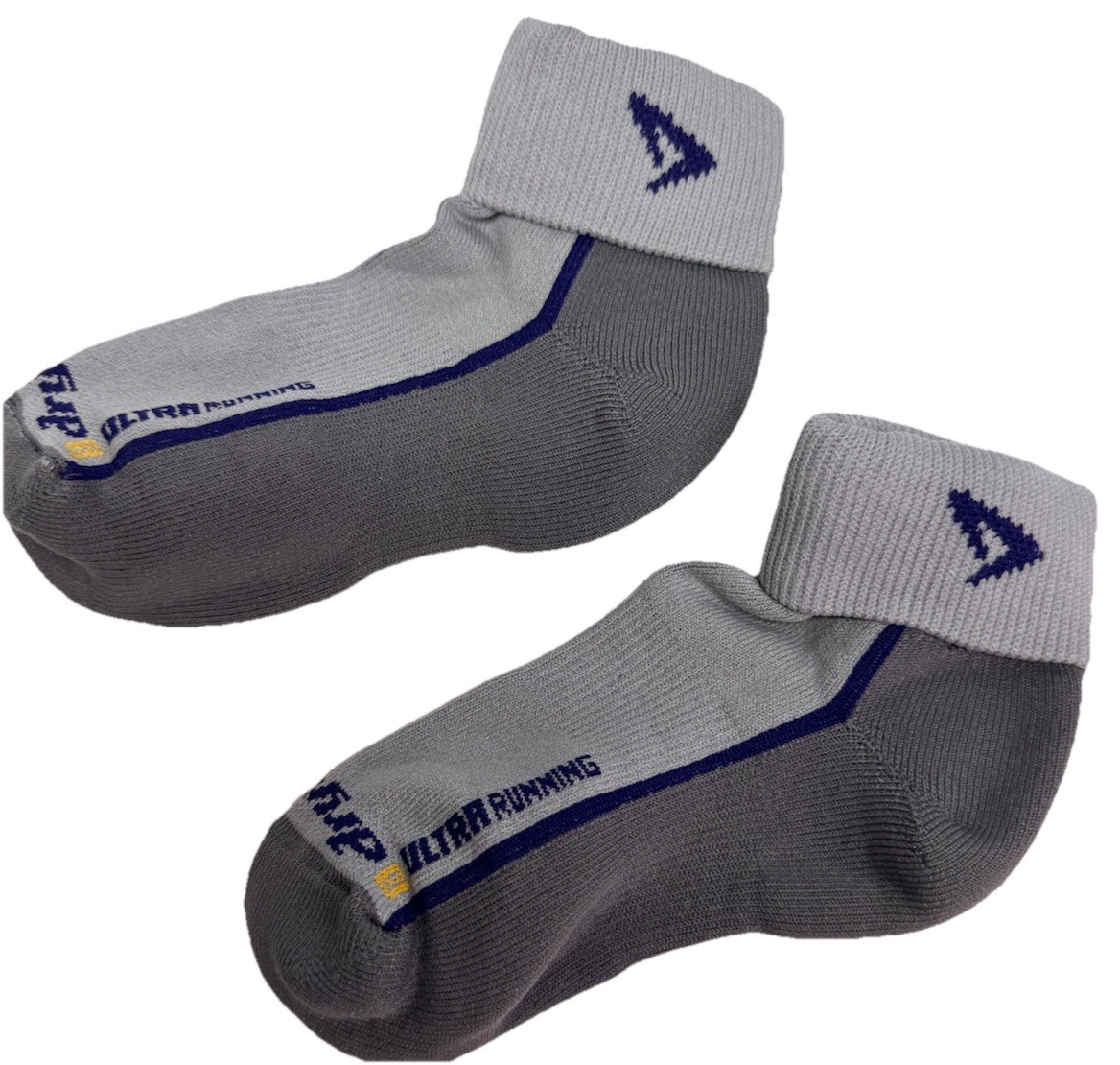 Drymax Men’s Socks Small Quarter Crew Ultra Running Gray 3.5-5.5 Racing