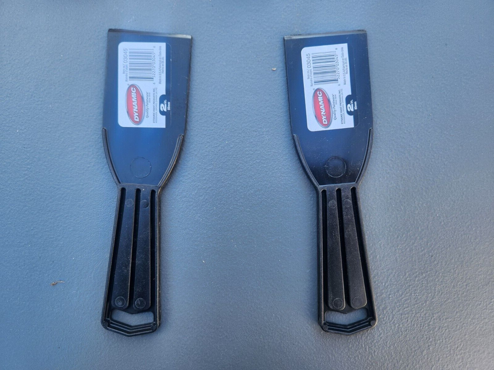 (2 Pack) Dynamic 03045 2" Plastic Putty Knife