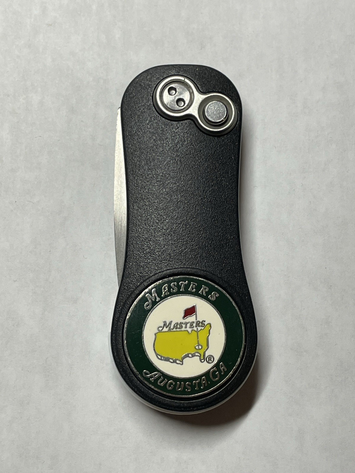 (1) Pitchfix Golf Switchblade Divot Tool & Masters 1" Coin Style Golf Marker