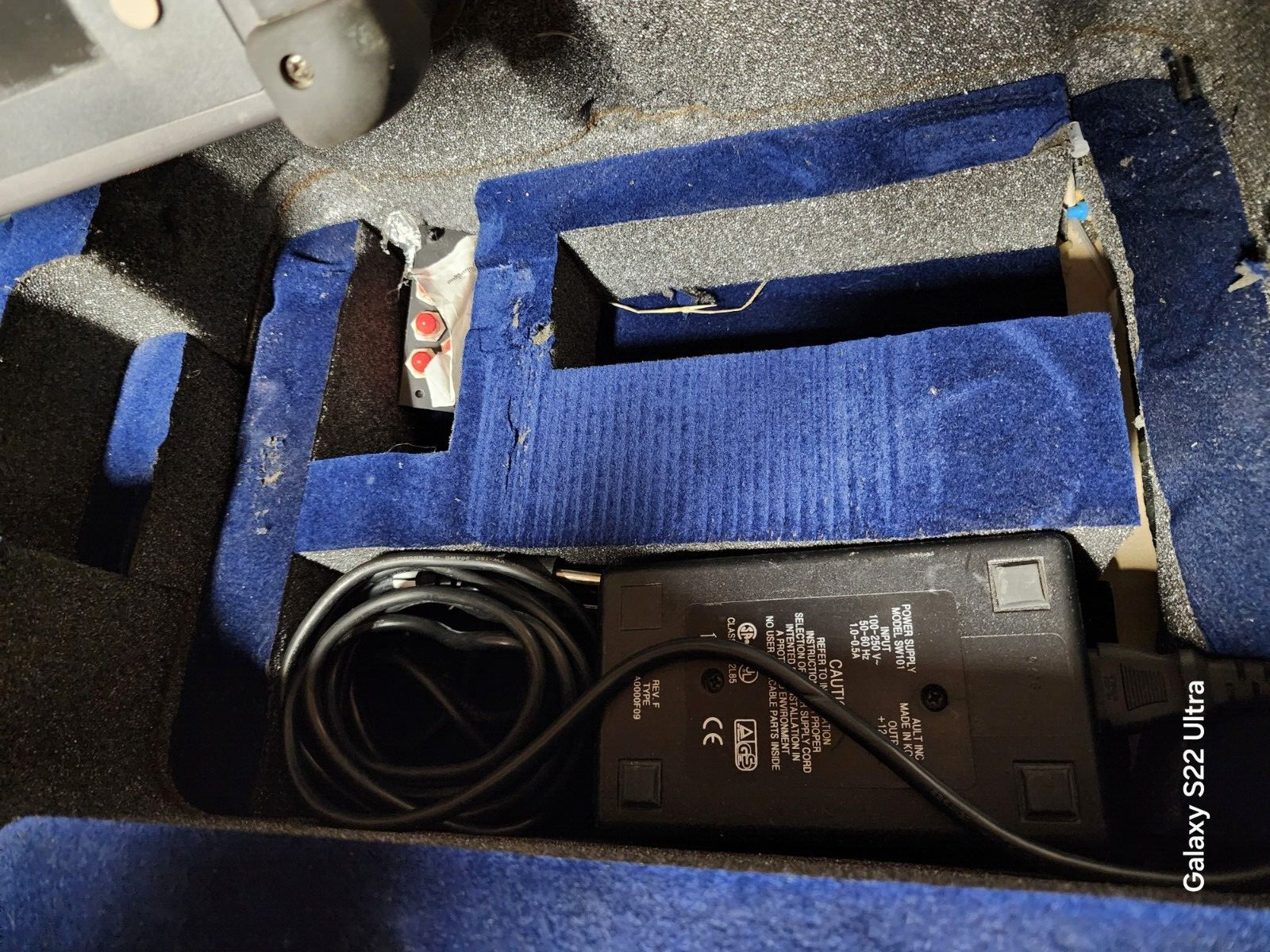 Siecor OTDR Plus Multitester II Model 340-1 w/ Hard Carrying Case & Extras