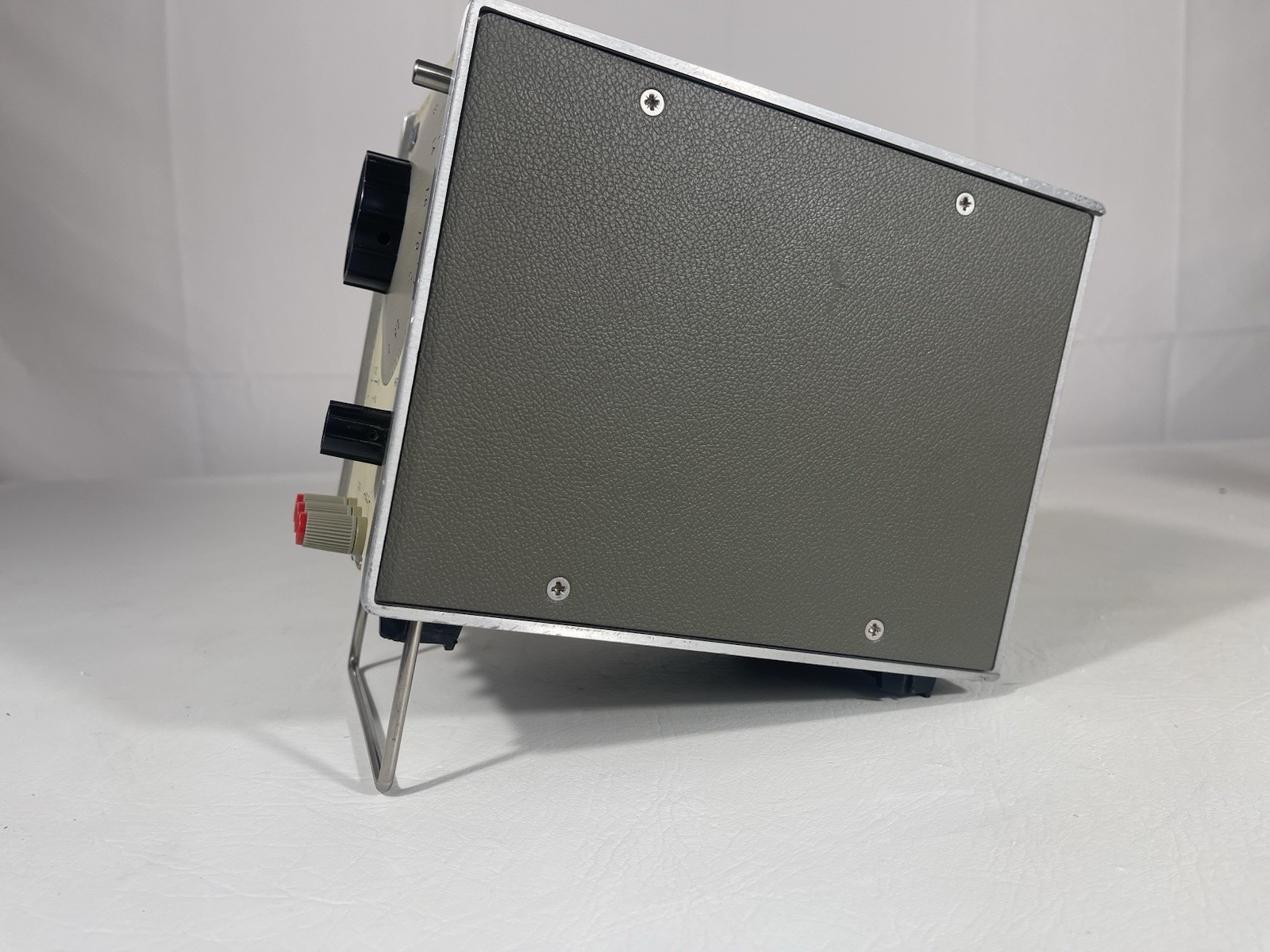 HP Hewlett Packard 204C Oscillator 5Hz-1.2MHz Untested Clean! *Read*