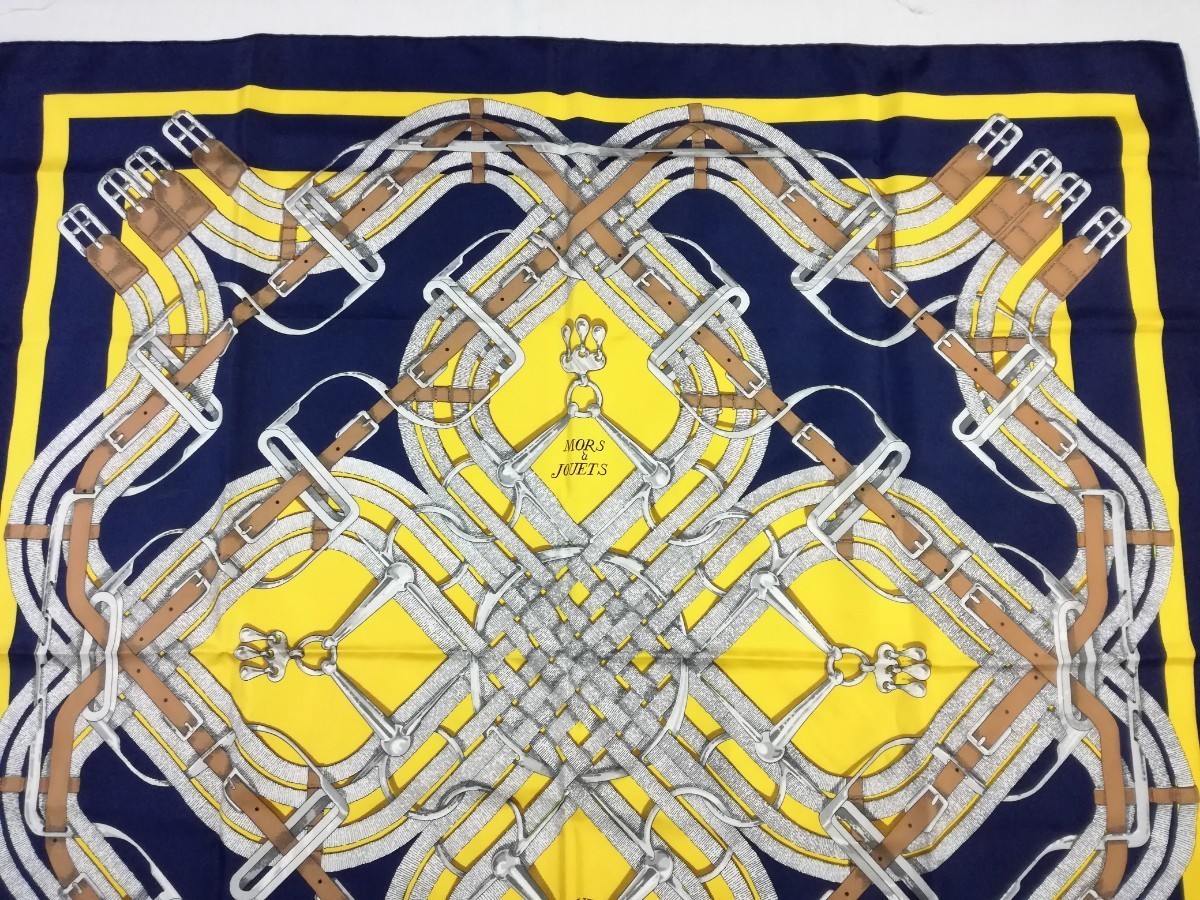 HERMES Carr 90 Mors a Jouets Horse Bit Scarf Silk Carr Red Navy Yellow 2 31