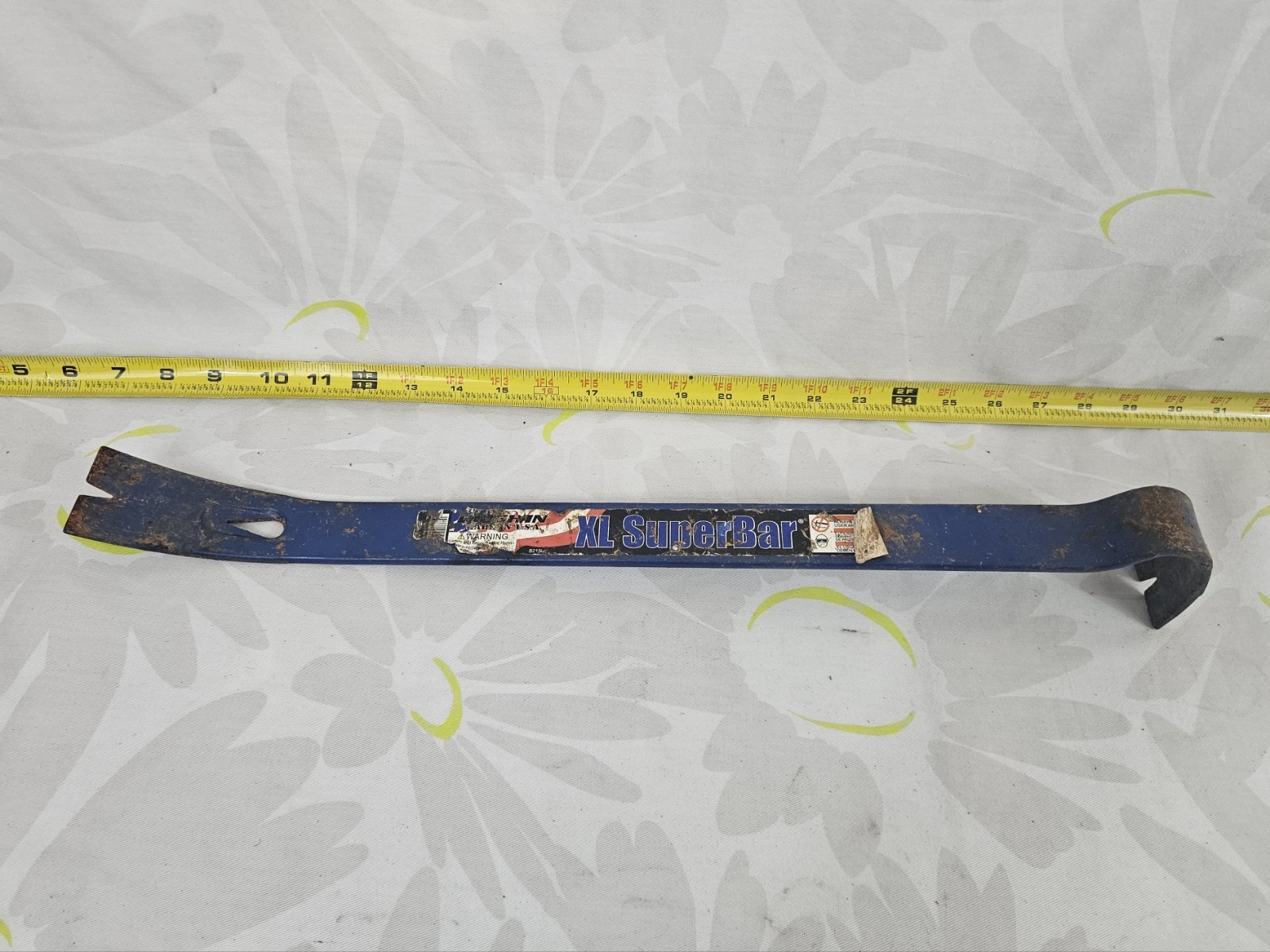Vaughan 21-inch "XL SuperBar" flat pry bar