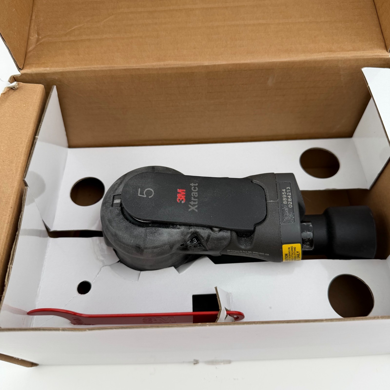 3M Xtract Pneumatic Random Orbital Sander, 88954, 6 in, Central Vacuum USED DEMO