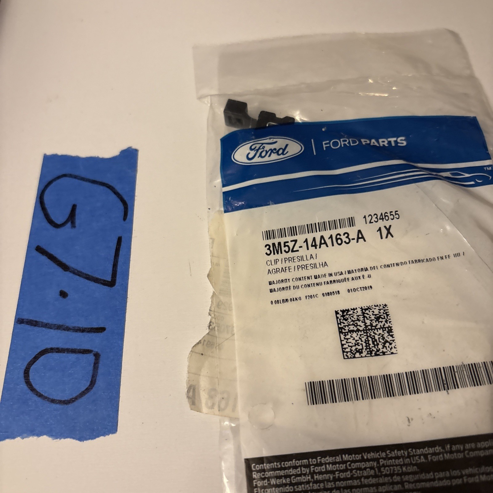 Ford 3M5Z-14A163-A Upper Hose Retainer Clip Factory Part Replacement Fastener