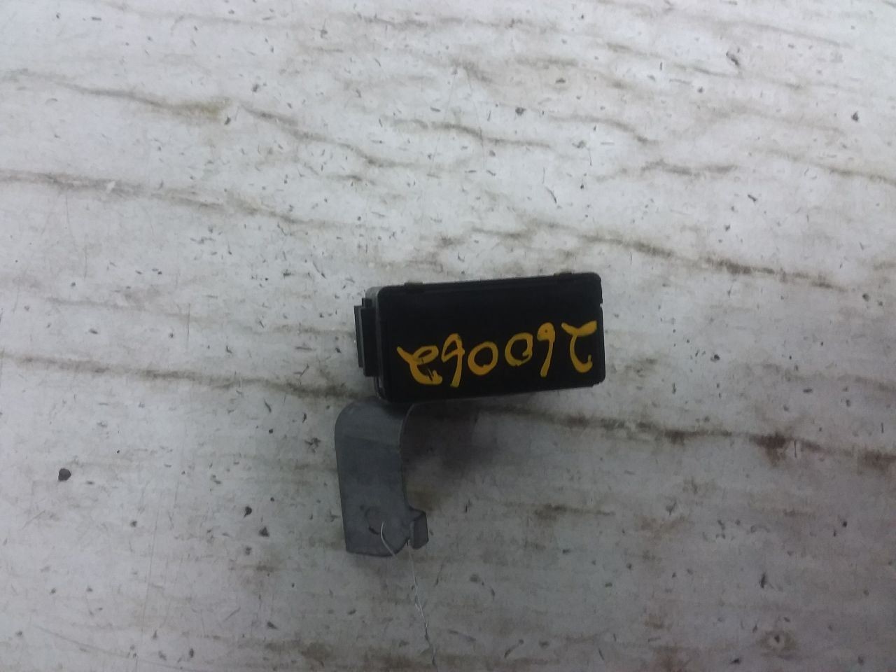 Suspension TPMS Control Module Left Hand Dash Fits 11-16 SIENNA 89769-08030