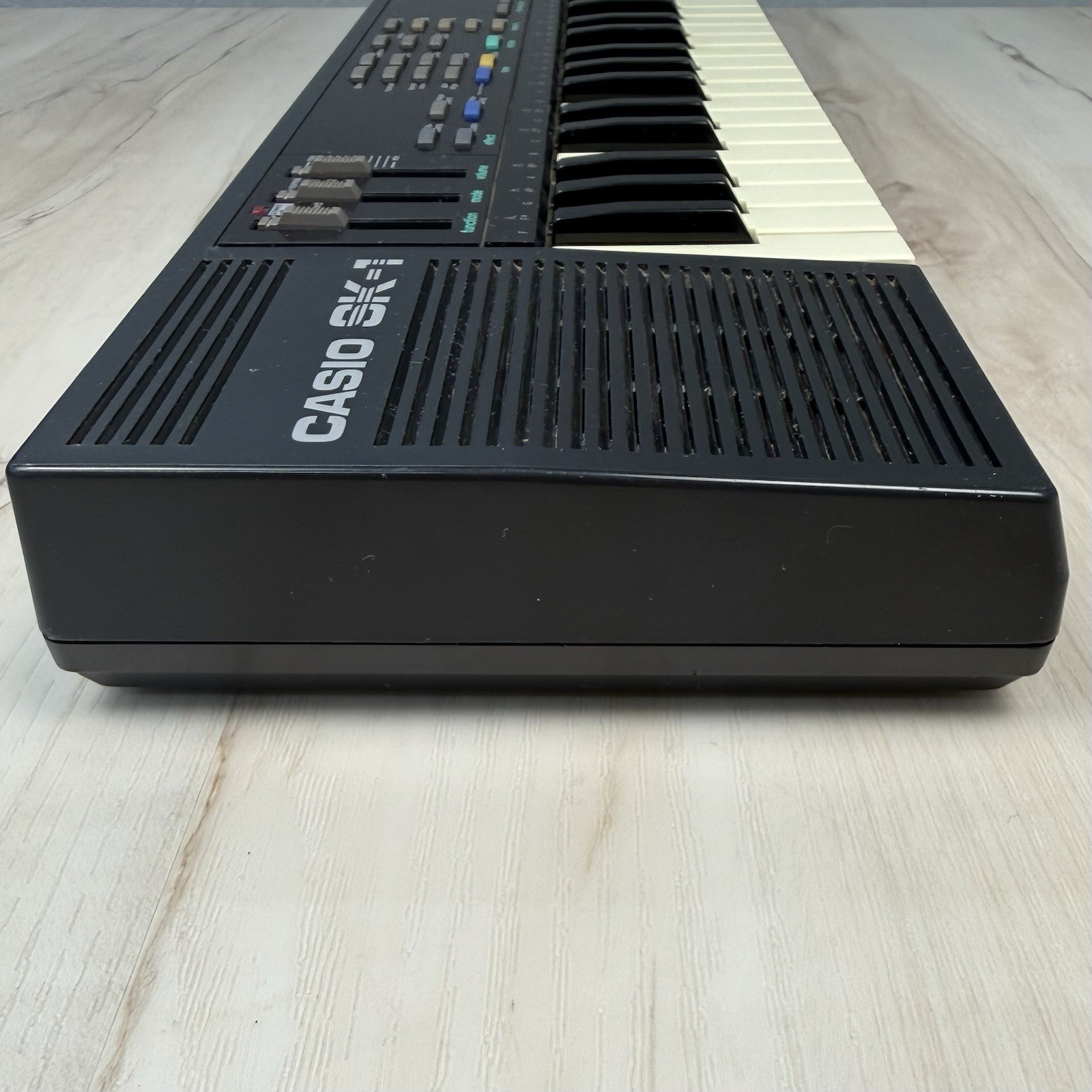 VTG CASIO SK-1 Portable 32-Key Lo-Fi Electronic Sampling KEYBOARD Tested WORKS