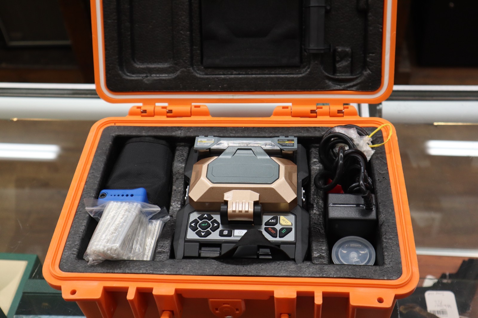 QIIRUN Fiber Optic Fusion Splicer 6481B 7s Splicing 18s Heating w Touch Screen