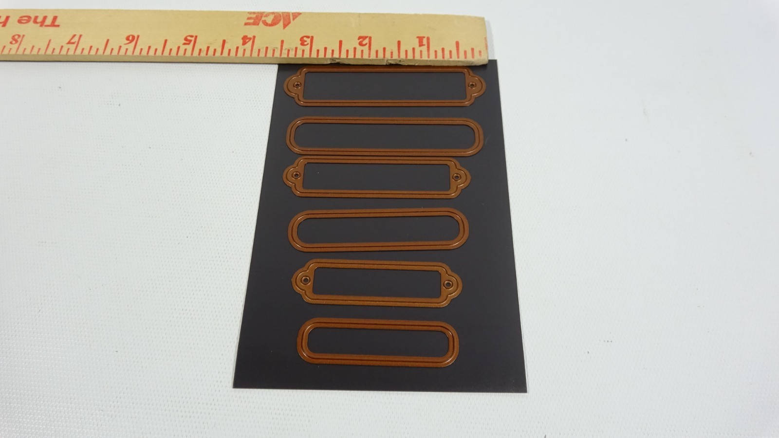 Quickutz We R Memory Keepers Metal Craft Die Set Labels