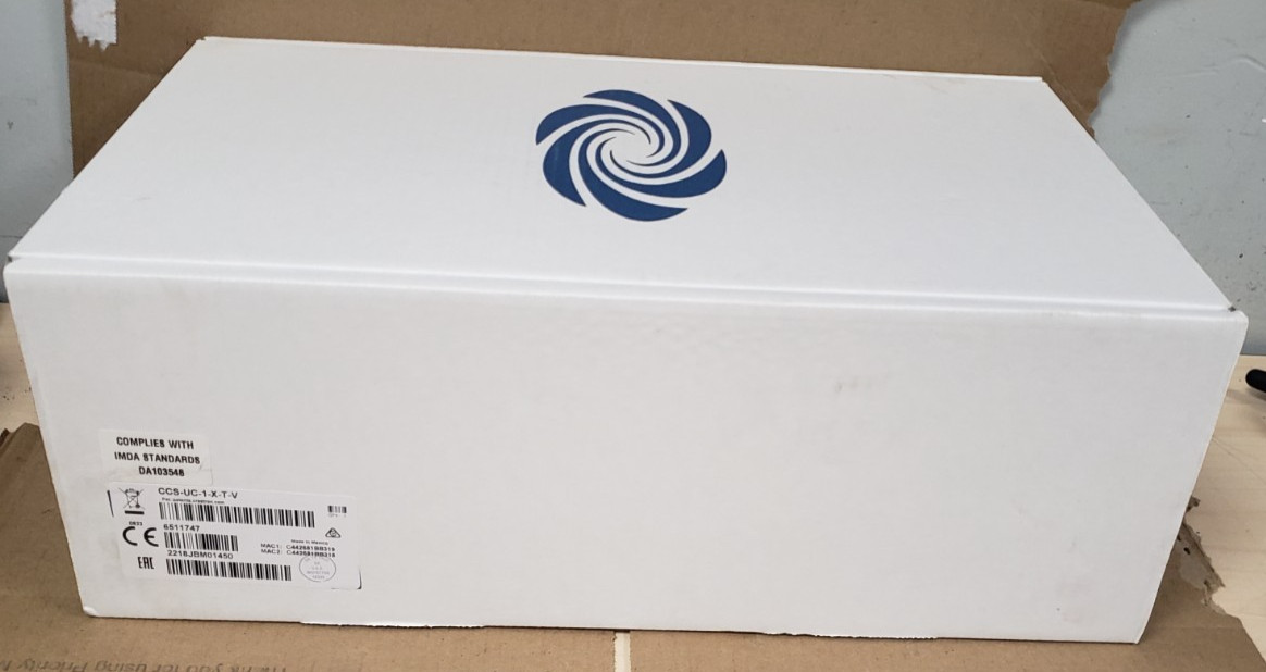 (NEW!) Crestron CCS-UC-1-X-T-V Tabletop Video Conference System