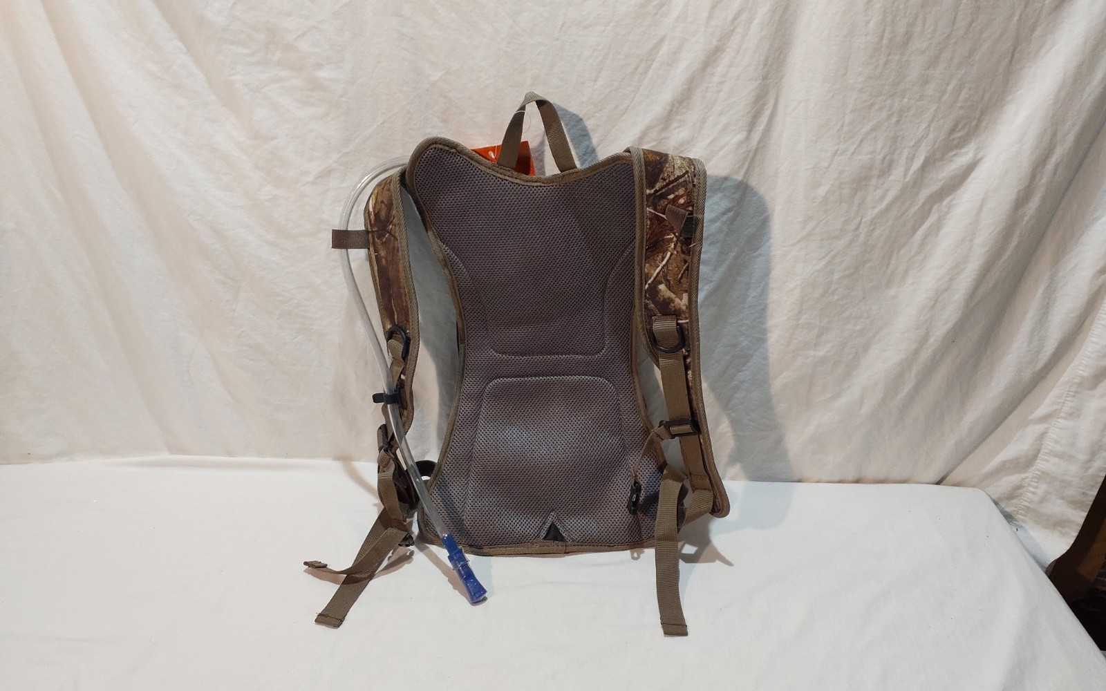Field & Stream 2L Camouflage Nylon Hydration Backpack CEH00865