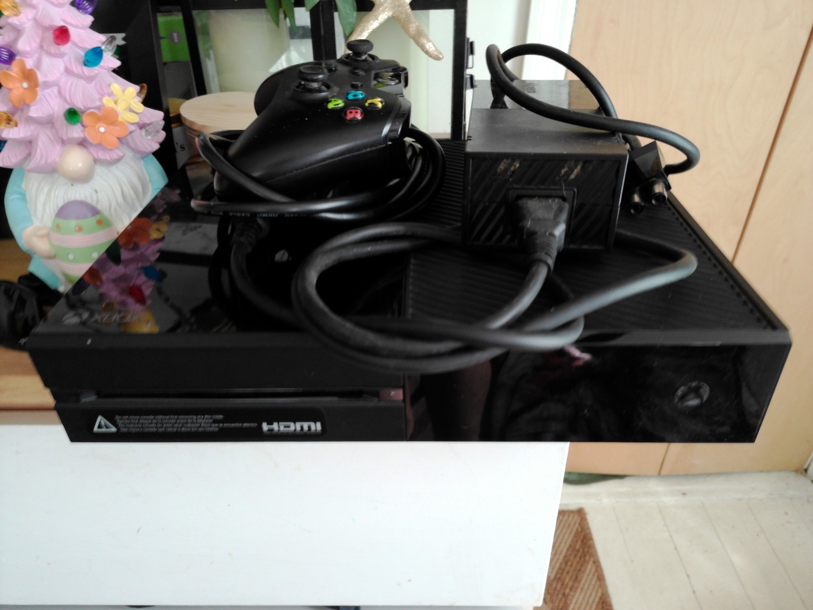Microsoft Xbox One Model 1540 500GB Console And Controller Only Tested & Working