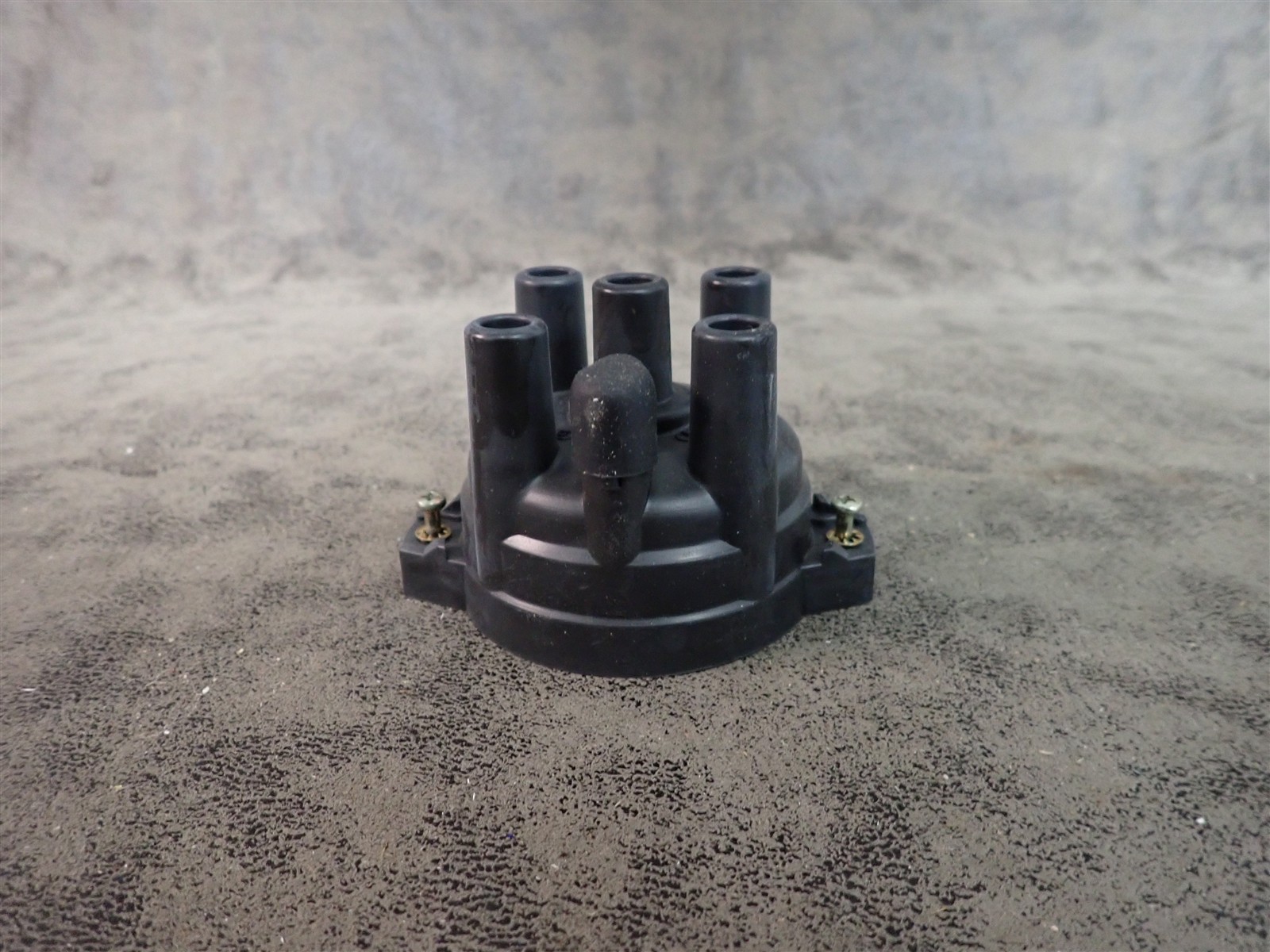 NEW WVE 5D1240 Distributor Cap (G217)