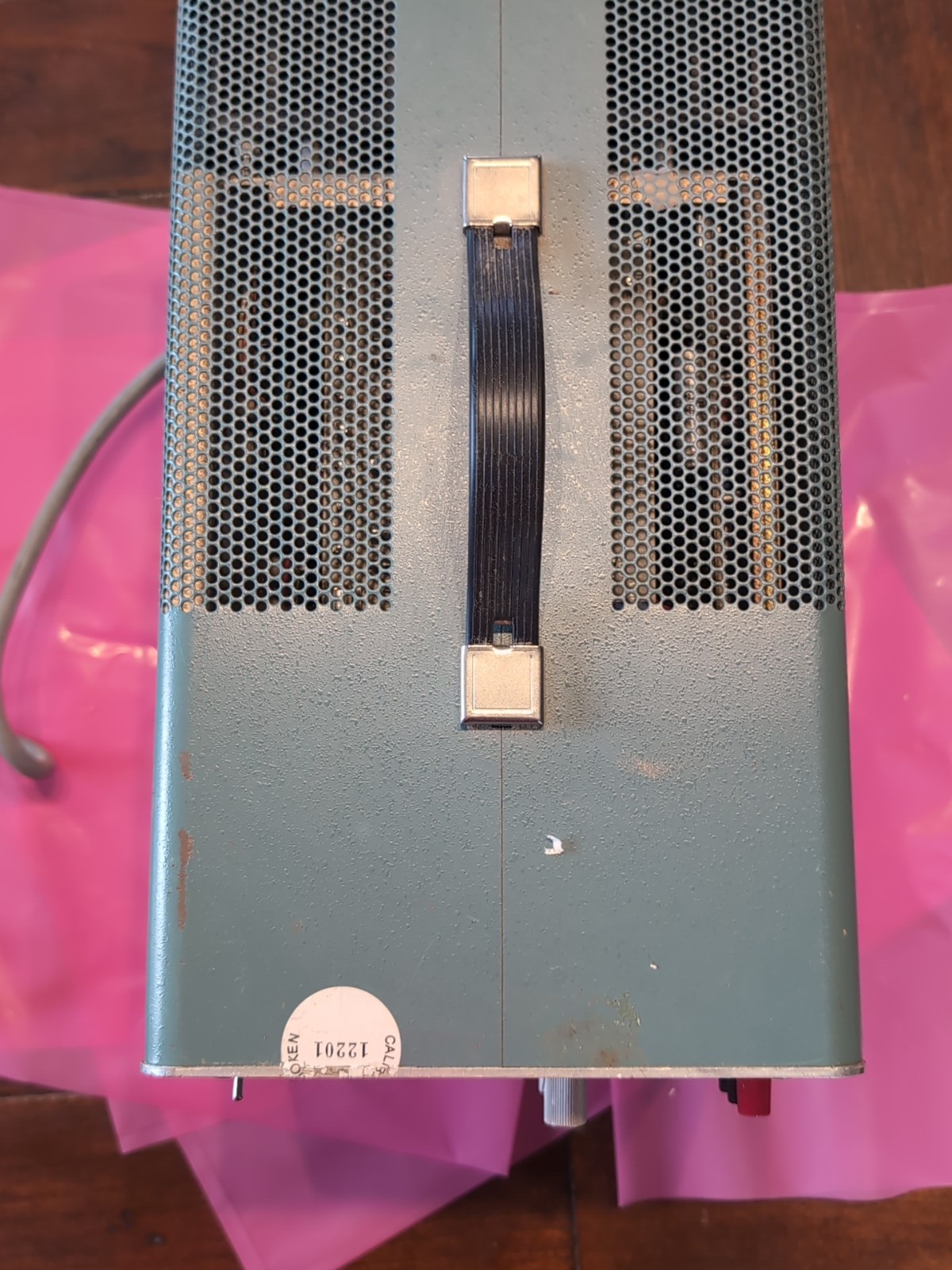 Triple Output DC Power Supply Model TP330