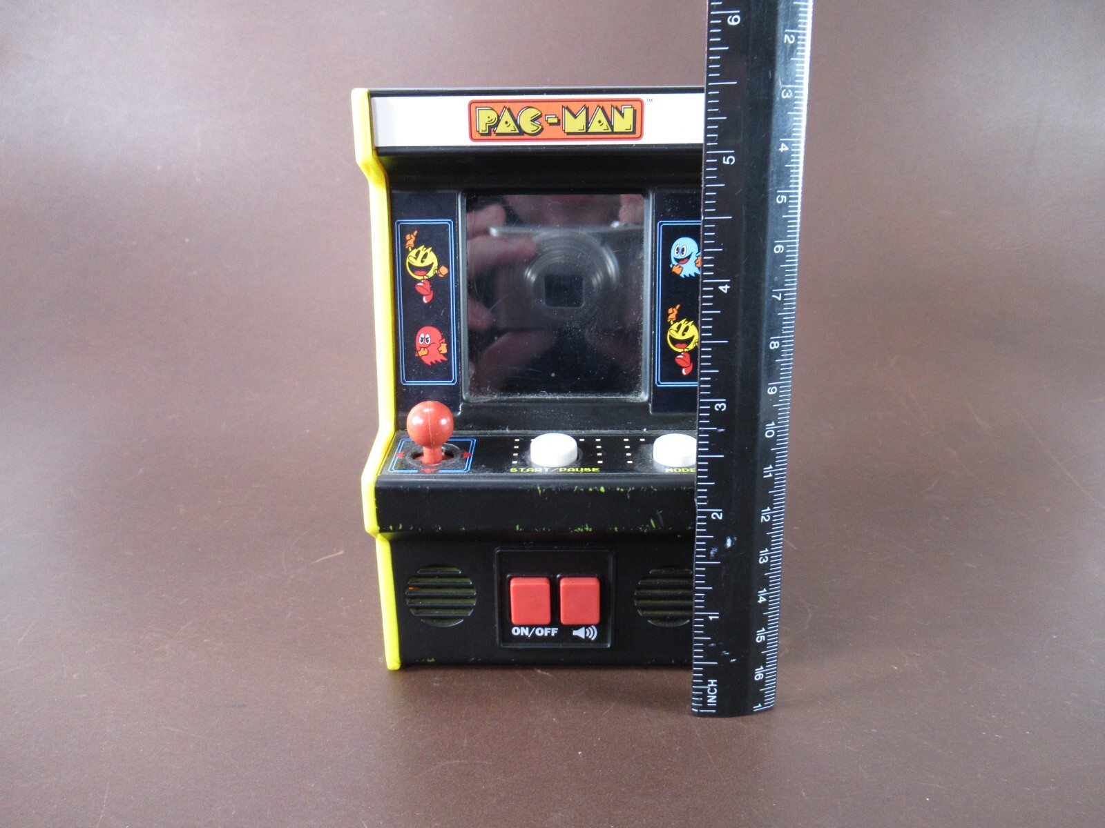 Tiny Arcade Pac-Man Miniature Game Multicolor - Item Number 09562, (R FD)