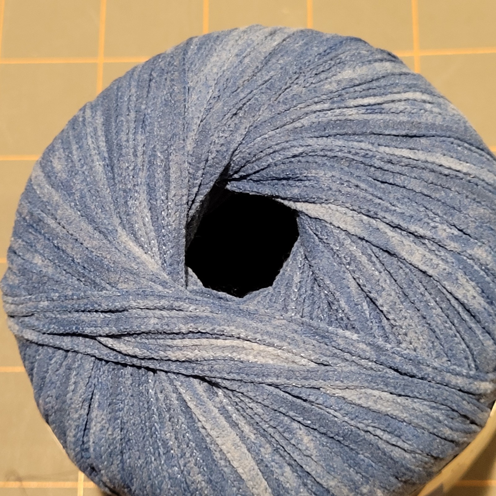 BERROCO SUEDE YARN BLUE #3704 TONALS MADE IN ITALY VINTAGE COMBINE SHIPPING