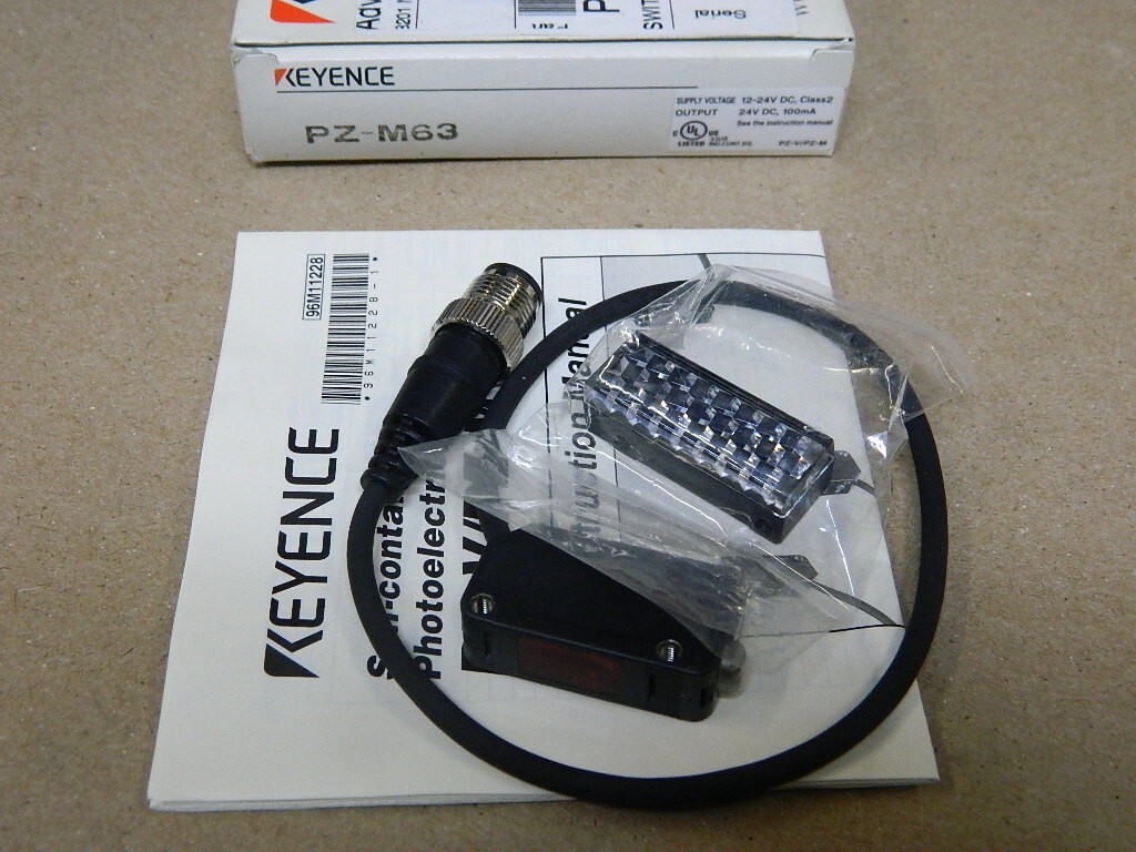 KEYENCE CORP PZ-M63 PZM63 Photoelectric Switch Sensor  NEW IN BOX