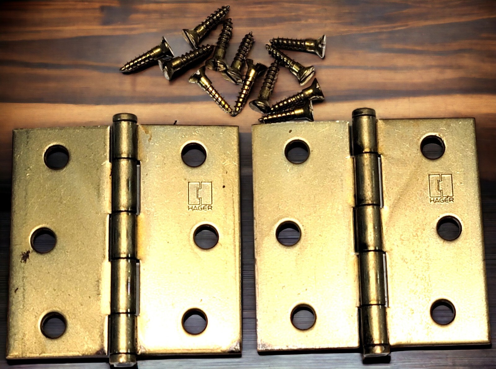 New Pair Hager Brass Finish 2.5" x 2.5" Square Corner Cabinet Hinges w/ Screws