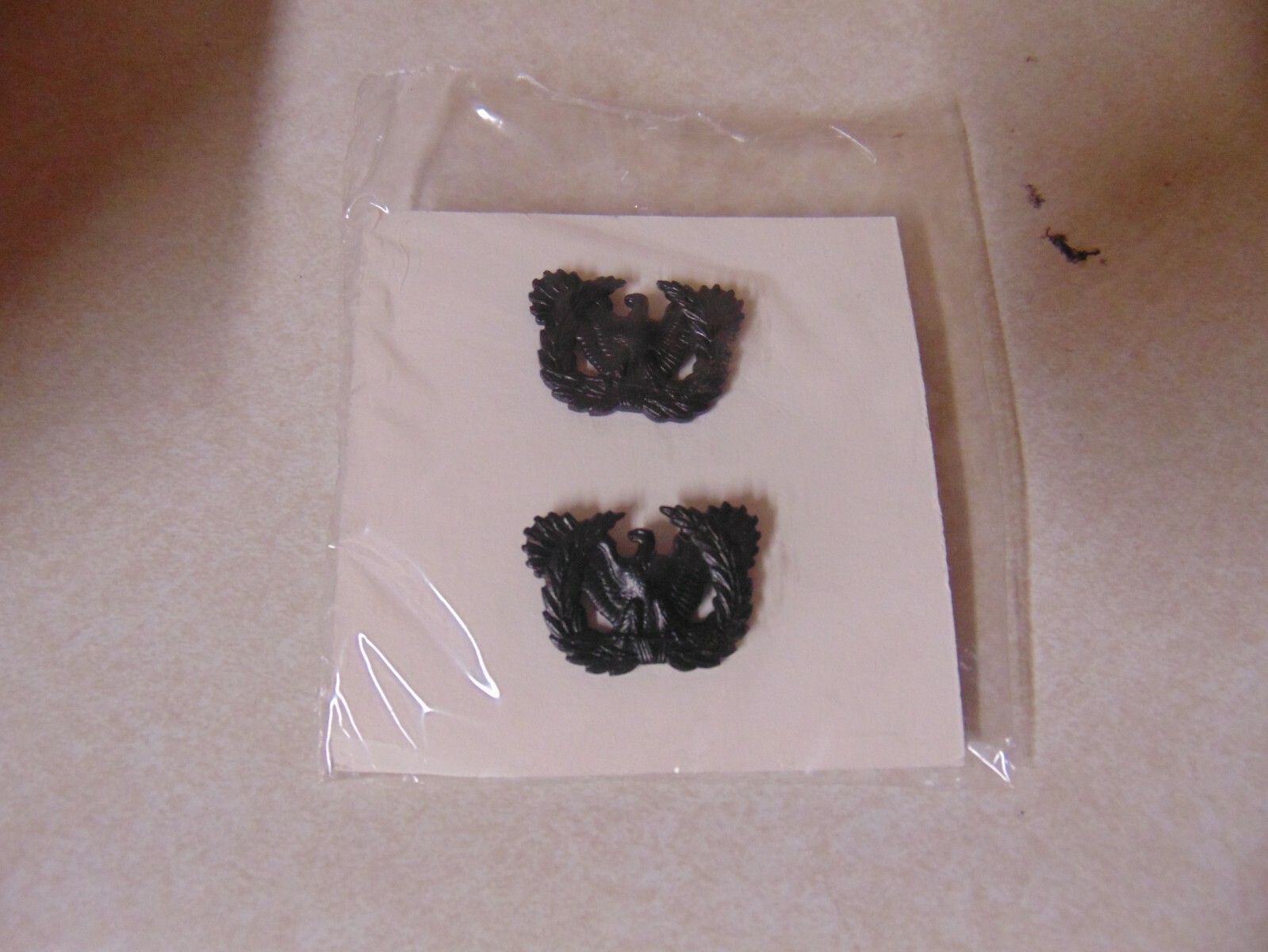 MILITARY INSIGNIA BRAND NEW METAL SET OF 2 SUBDUED BOS WARRANT OFFICER FROM 1969