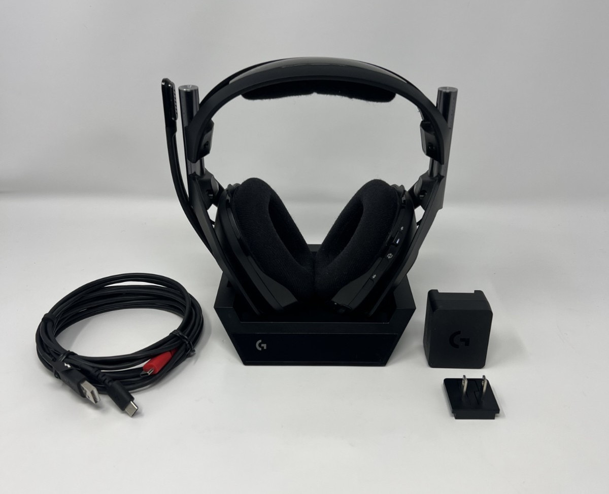 Logitech G Astro A50 X Lightspeed Wireless Headset Used Xbox PS PC With Base