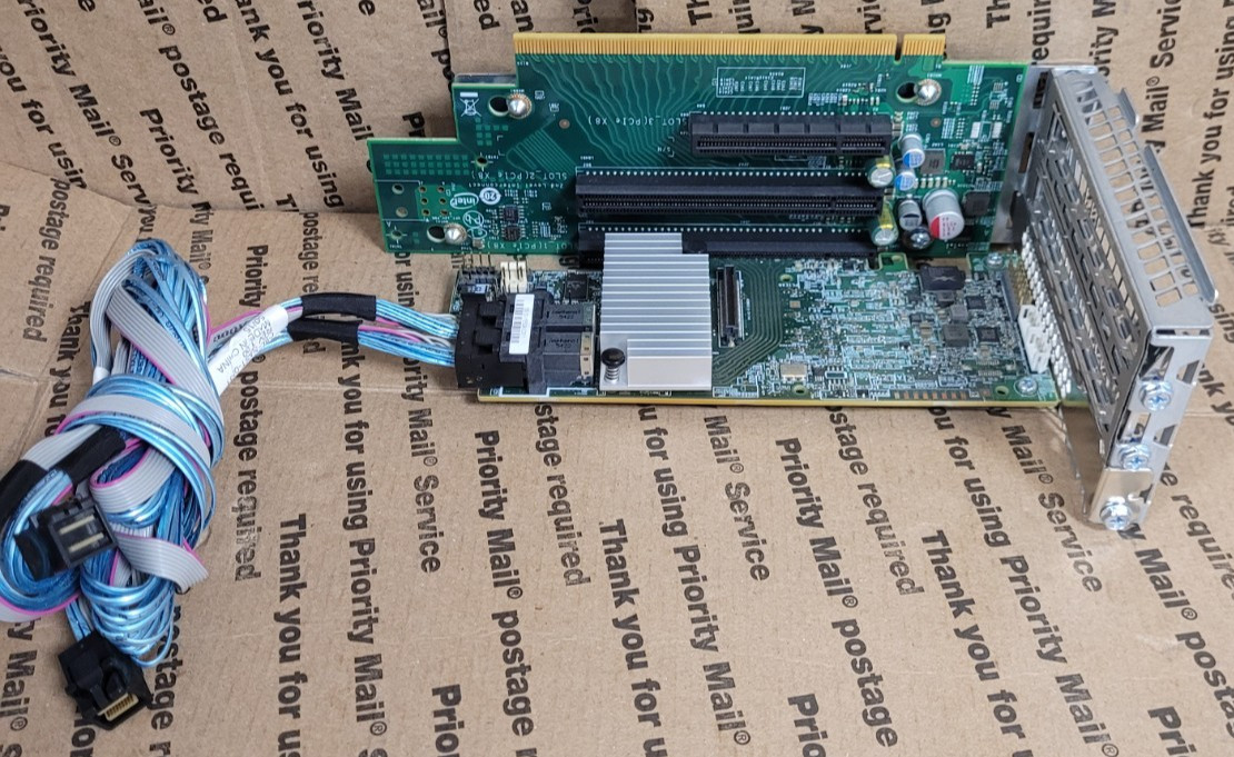 Intel RS3DC080 Raid Controller PBA G98401-250 FullHeight W/H18286-003A RISER