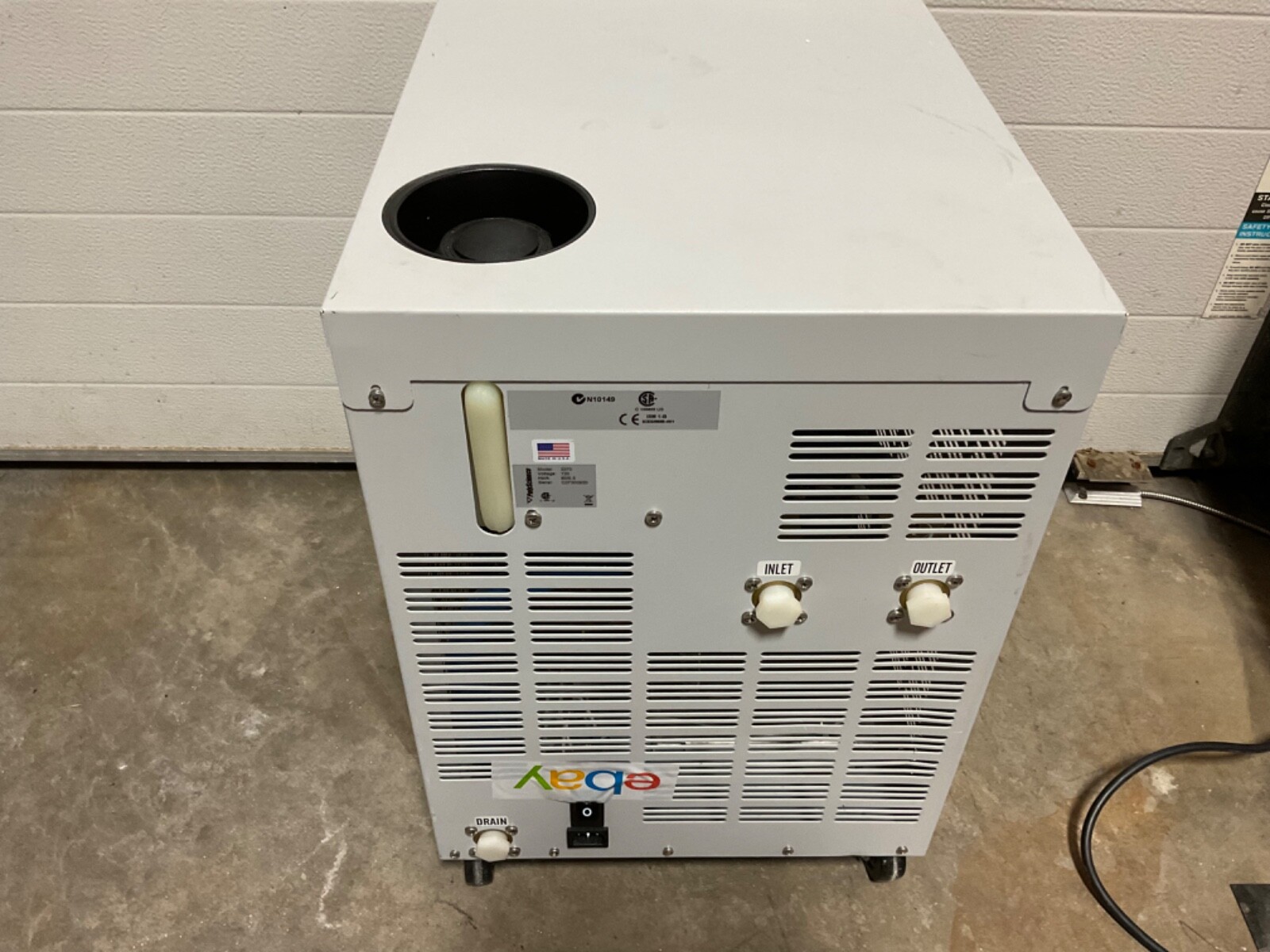 Agilent HP G1879B Heat Exchanger model 3370 powers on