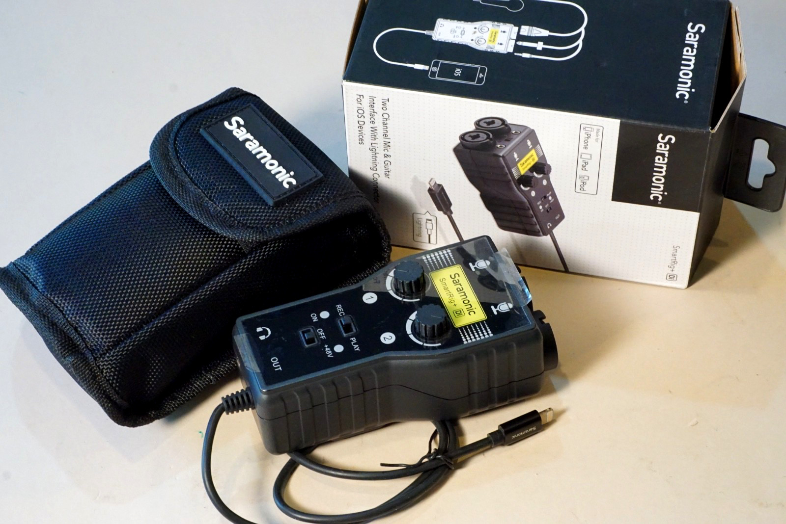 Saramonic 2-Channel Audio Interface w/XLR, 1/4" & 1/8" for Apple iPhone