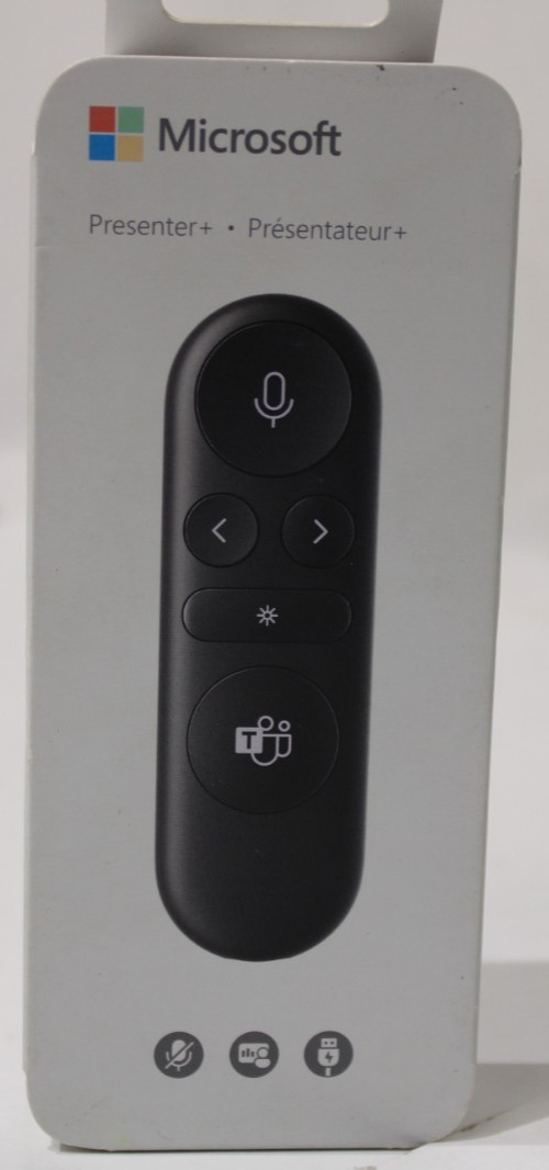 Microsoft Presenter + Black - Wireless Connectivity - Rechargeable Battery NEW