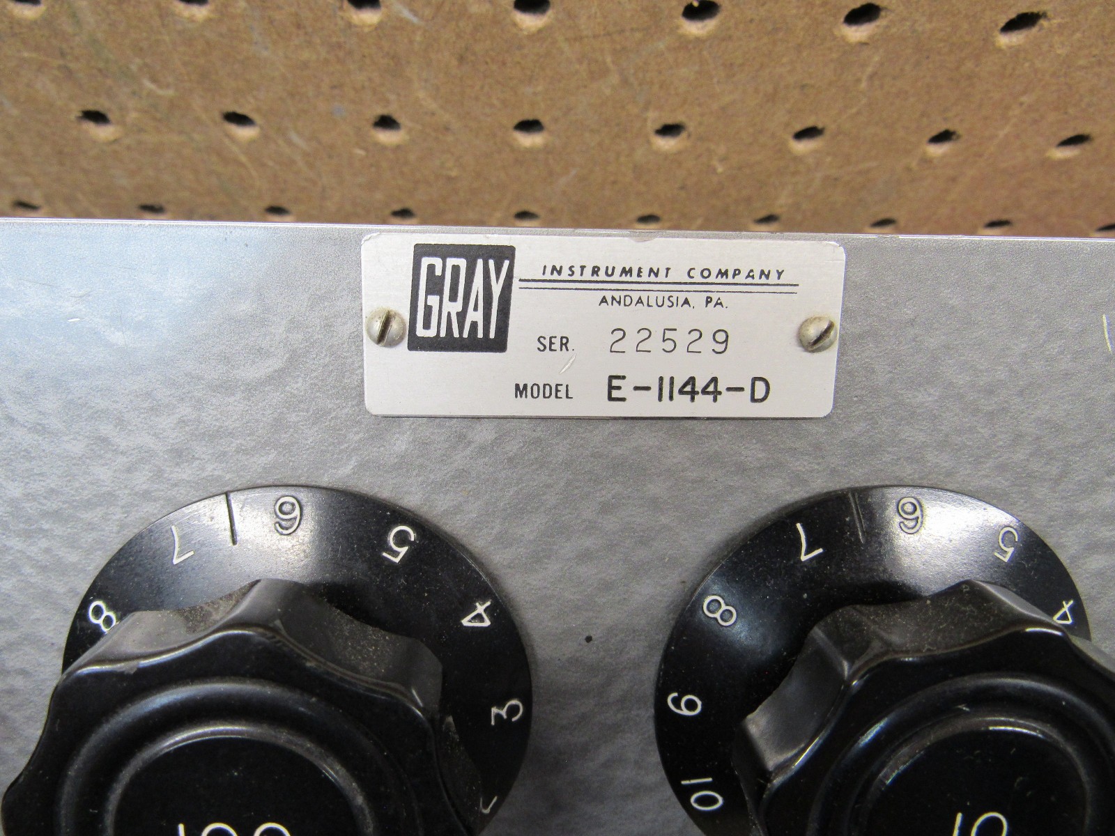 Vintage Gray Instruments E-1144-D AC-DC Decade Resistor Box