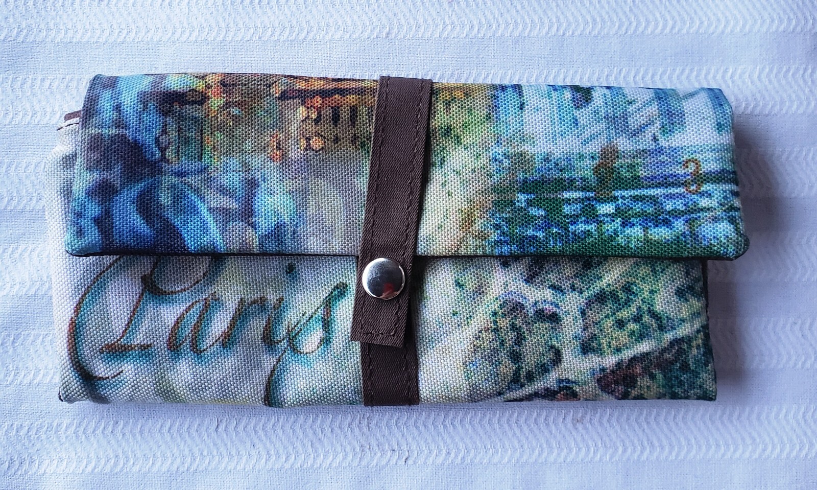 Vintage Bead Landing Multi-Compartment Travel Case - Paris Graphics