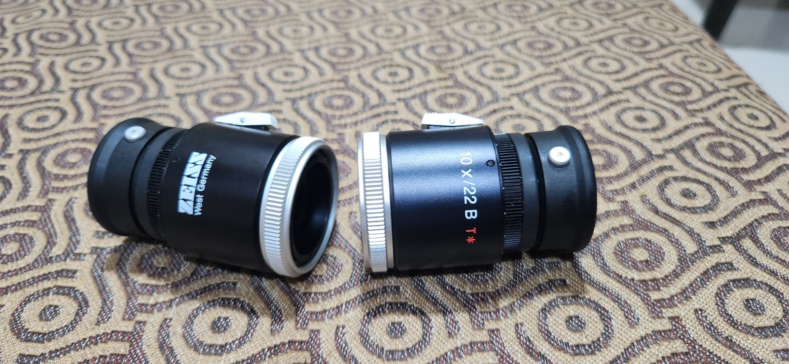 Carl Zeiss Surgical Microscope EyePiece 10X/22 B T* .Exc Condition.