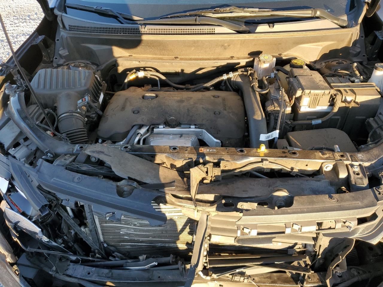 EQUINOX 2019 Glove Box 4935673