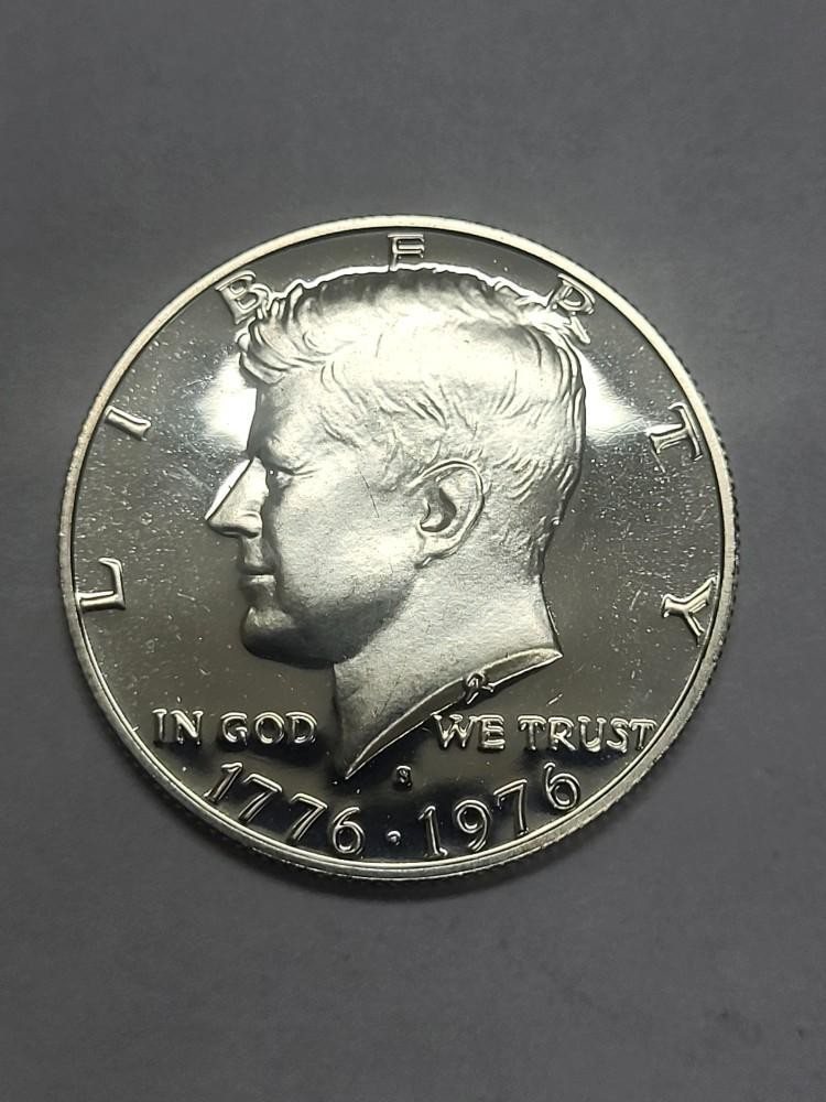 1976 S SILVER PROOF Kennedy Half Dollar 1776 - 1976 Bicentennial Coin