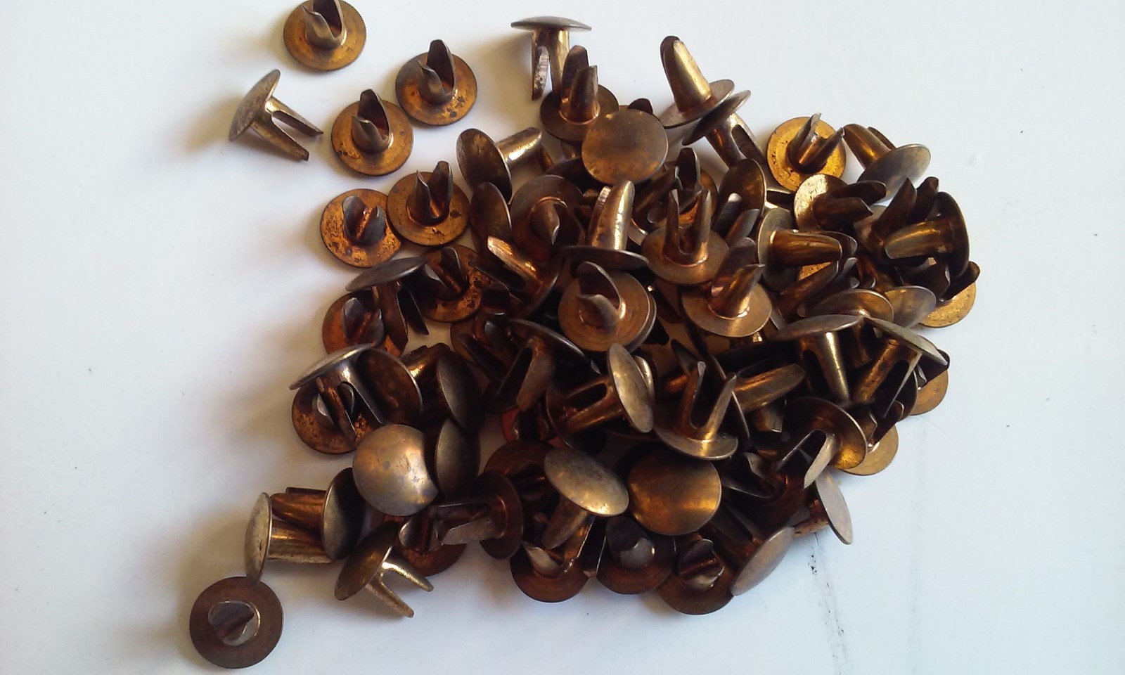 50 ~ 14-4 Pure Brass "Cymbal Sizzlers" 9/64"Diameter x 1/4"Length x 5/16"Head