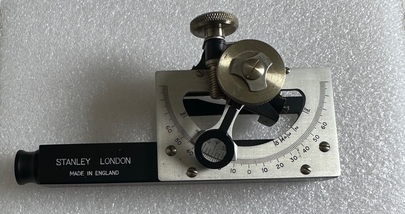 Vintage Leather Cased Stanley Clinometer