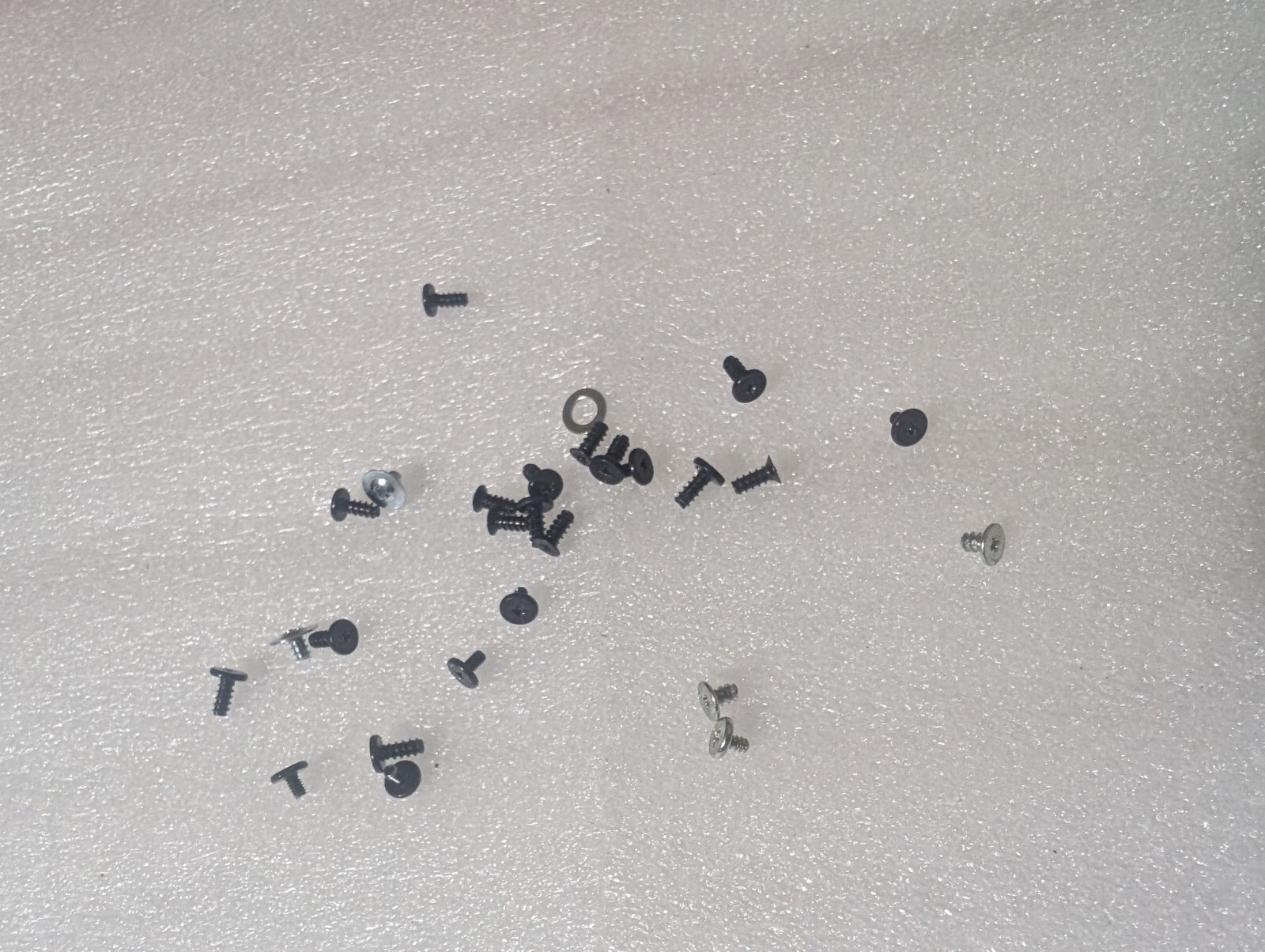 26 Total REPLACE Bottom & Inner Screw Part LOGITECH K740 Keyboard Y-UY95