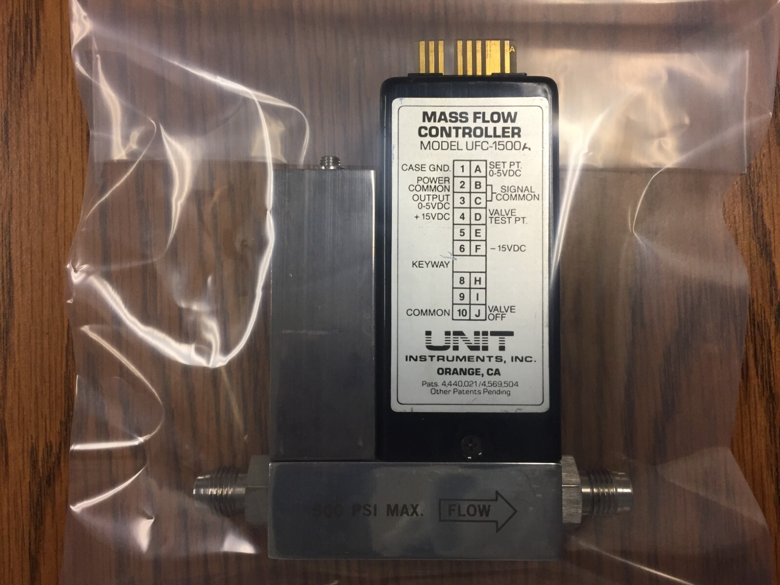 Unit Instruments UFC-1500A, Range 100 SCCM, Gas N2 500 PSI Mass Flow Controller